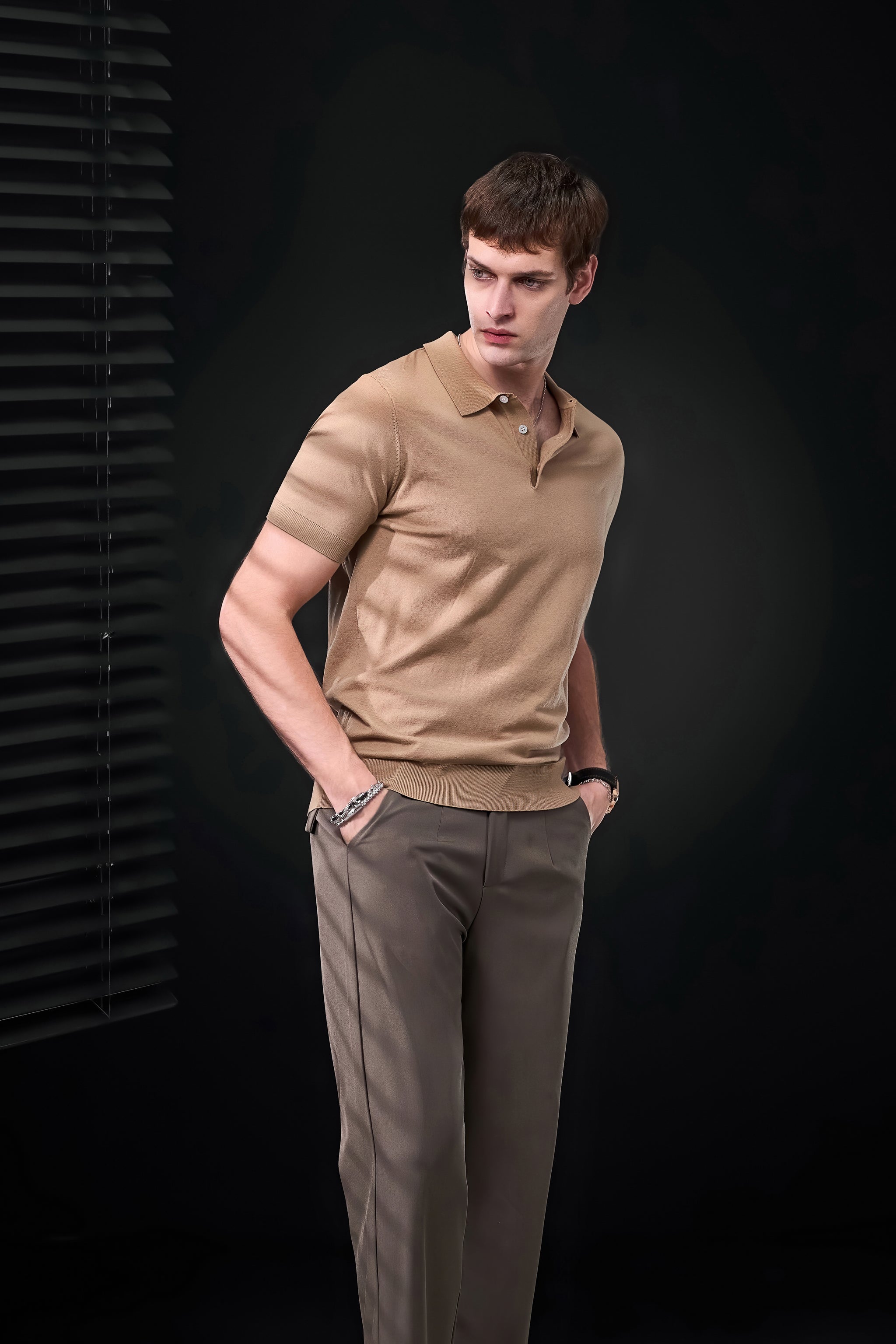 Kingsley Side-Tab Trousers BROWN