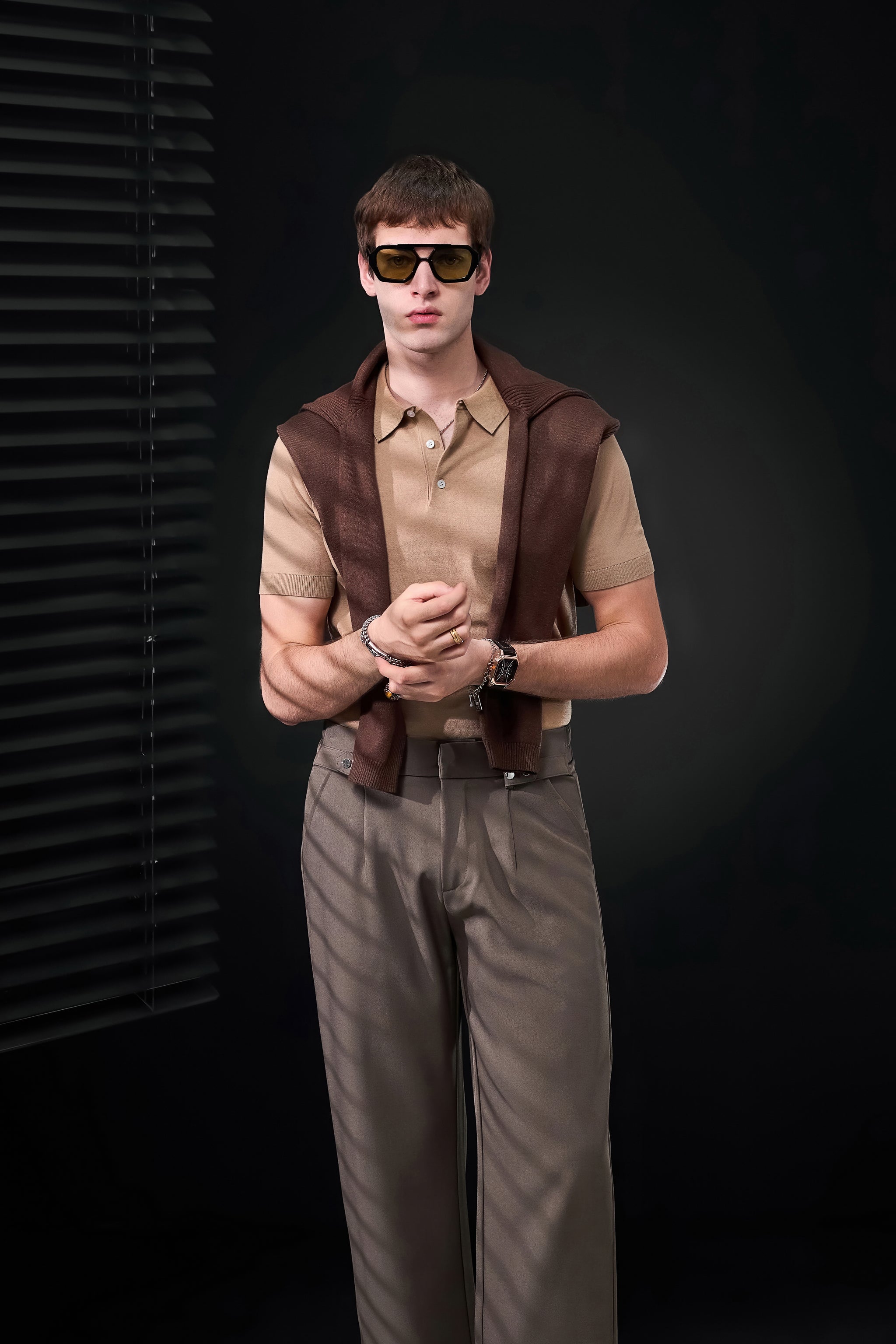 Kingsley Side-Tab Trousers BROWN