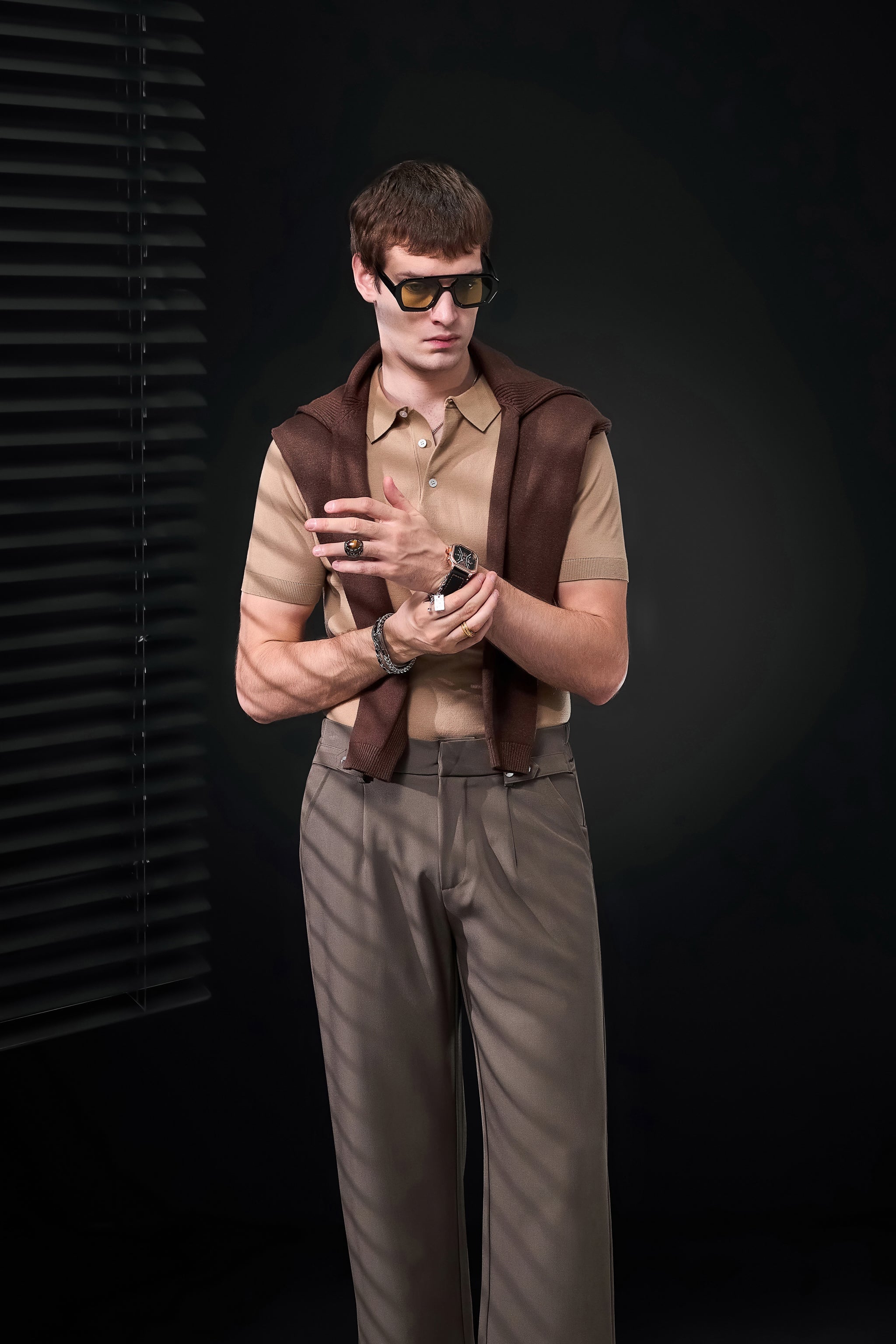 Kingsley Side-Tab Trousers BROWN
