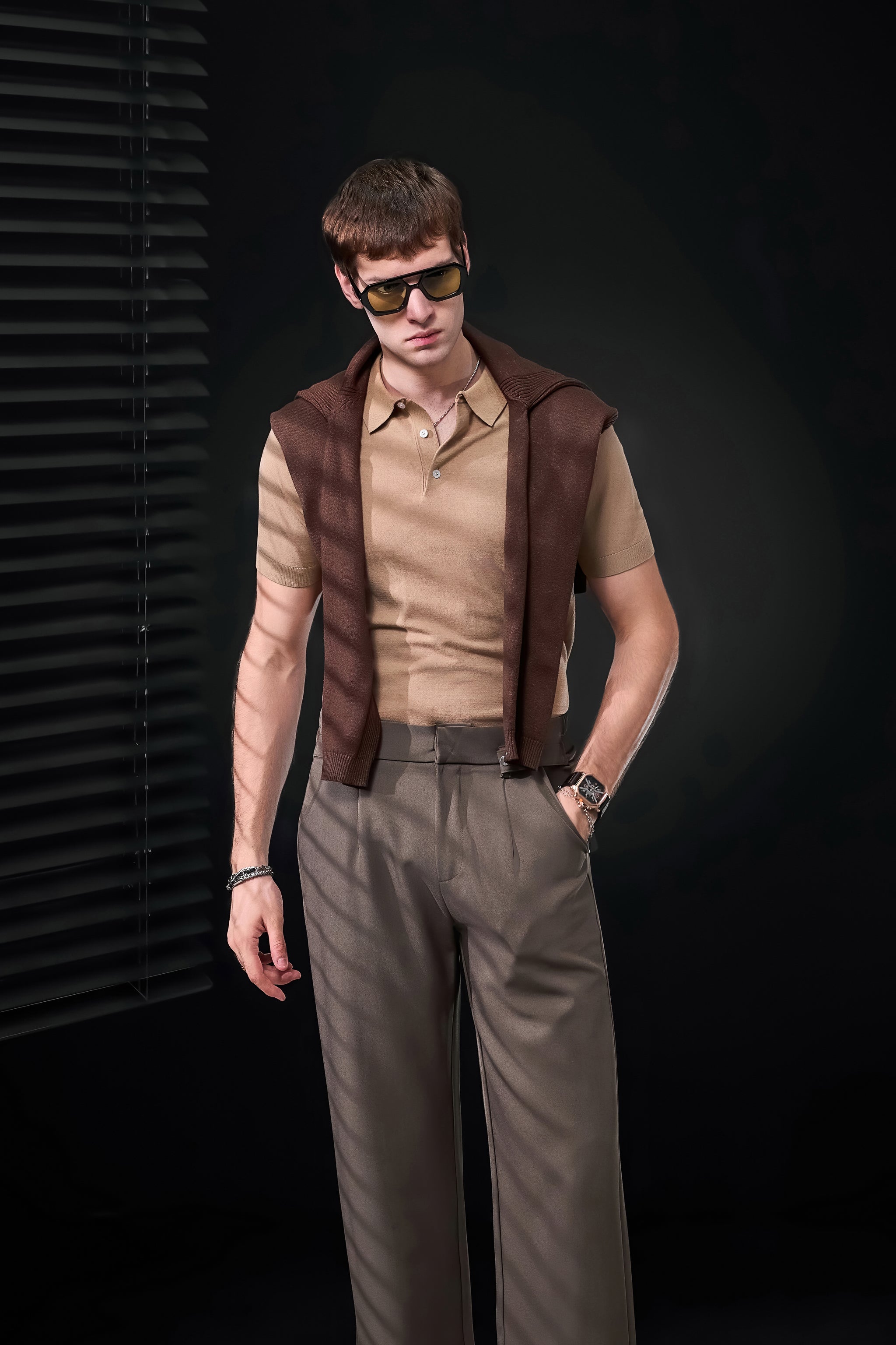 Kingsley Side-Tab Trousers BROWN