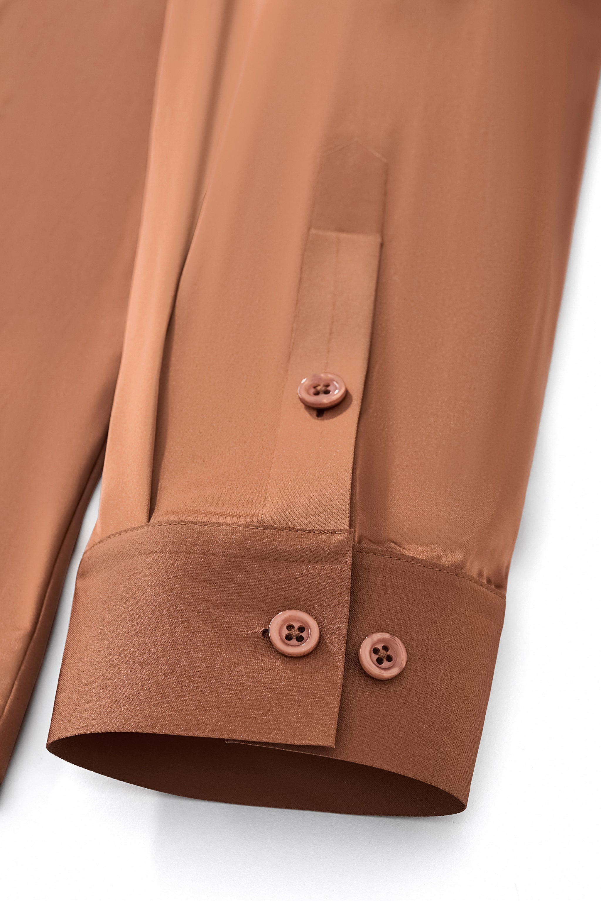 SIGNITURE SATIN STITCHLESS LS Shirt COFFEE