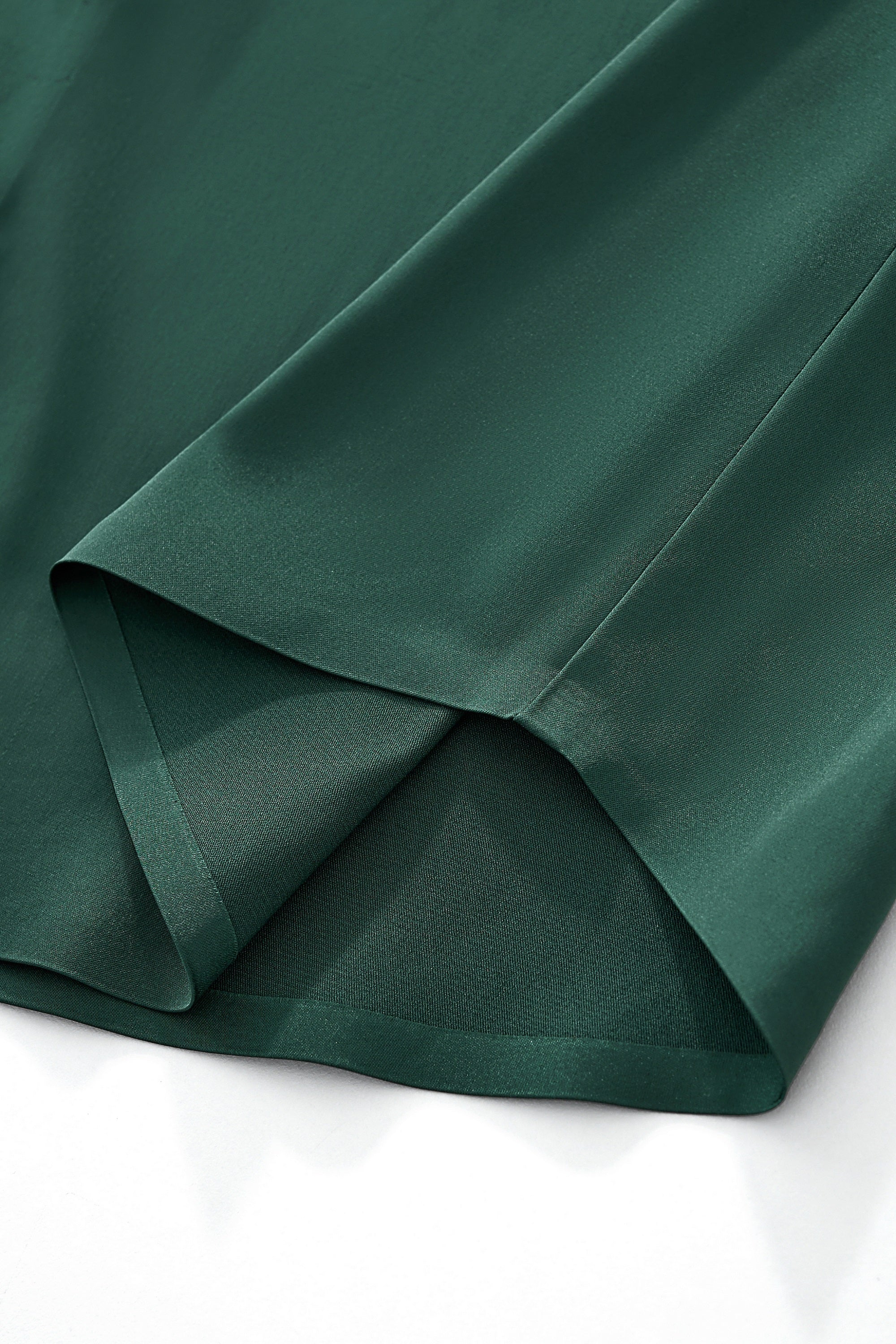 SIGNITURE SATIN STITCHLESS LS Shirt FOREST GREEN