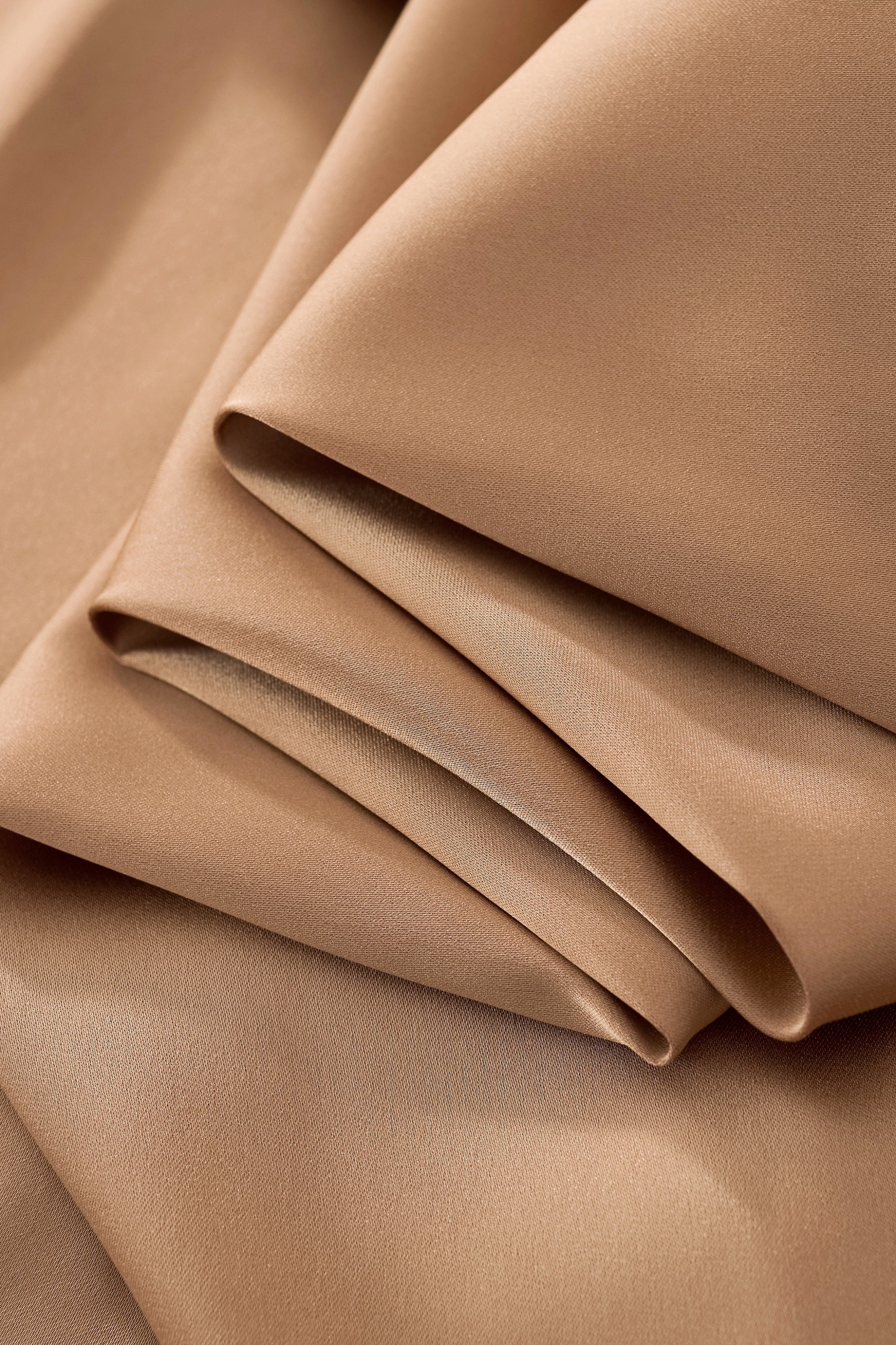 SIGNITURE SATIN STITCHLESS LS Shirt TAUPE