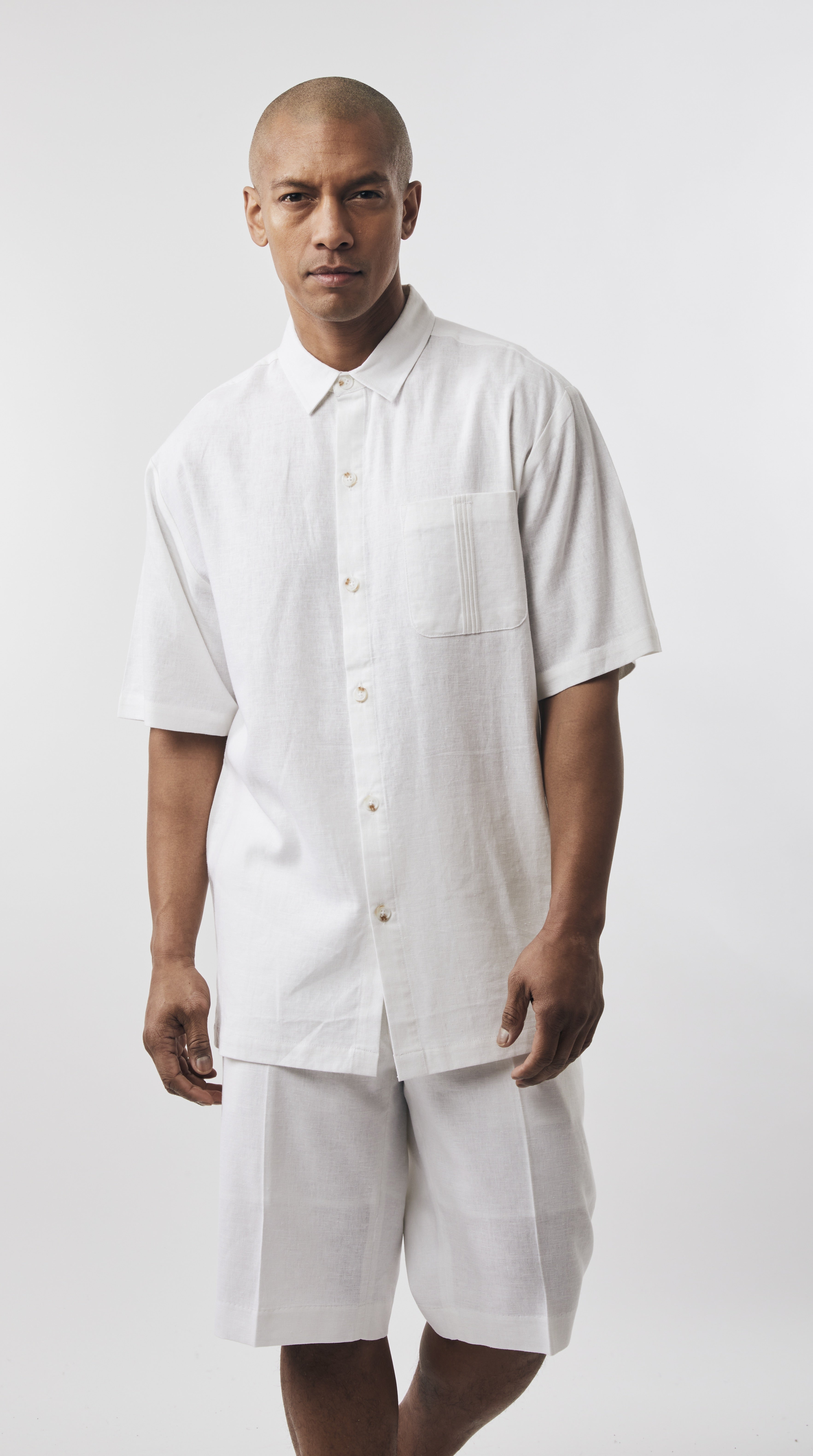 Stacy Adams 75034 Linen Short Set  Off White