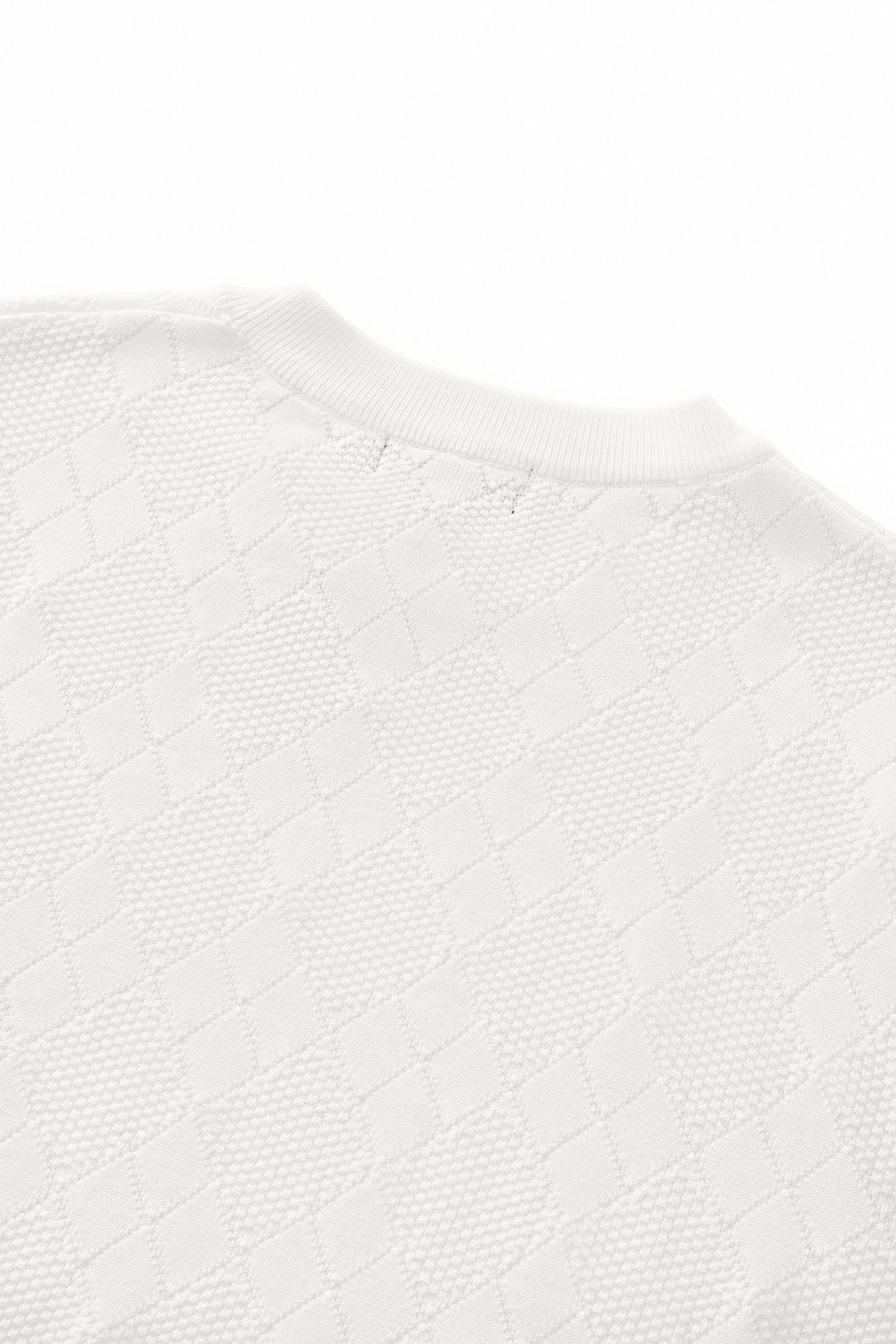 Textura Diamond Knit LS WHITE
