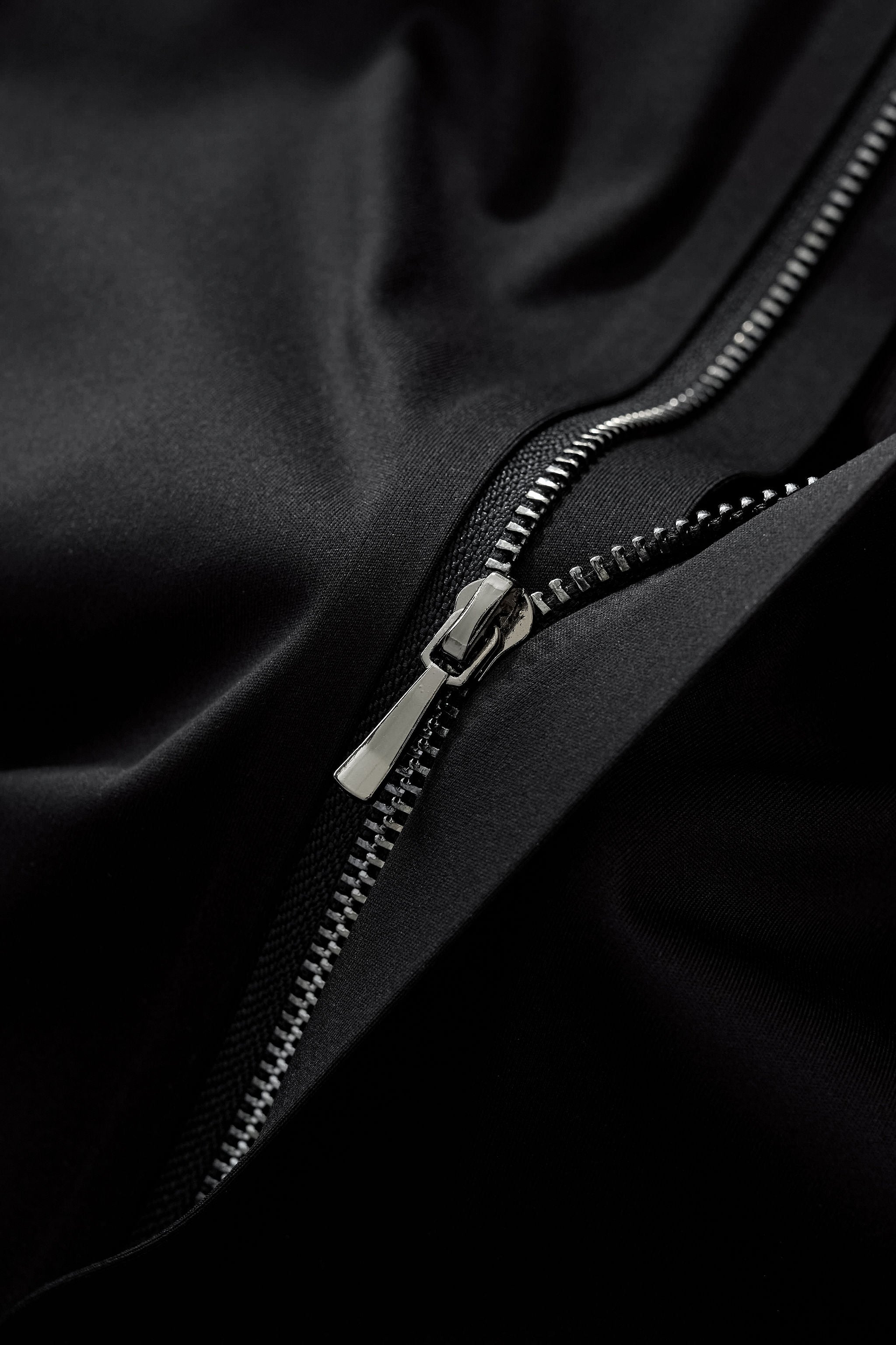 Nexus Stitchless LS Shirt BLACK