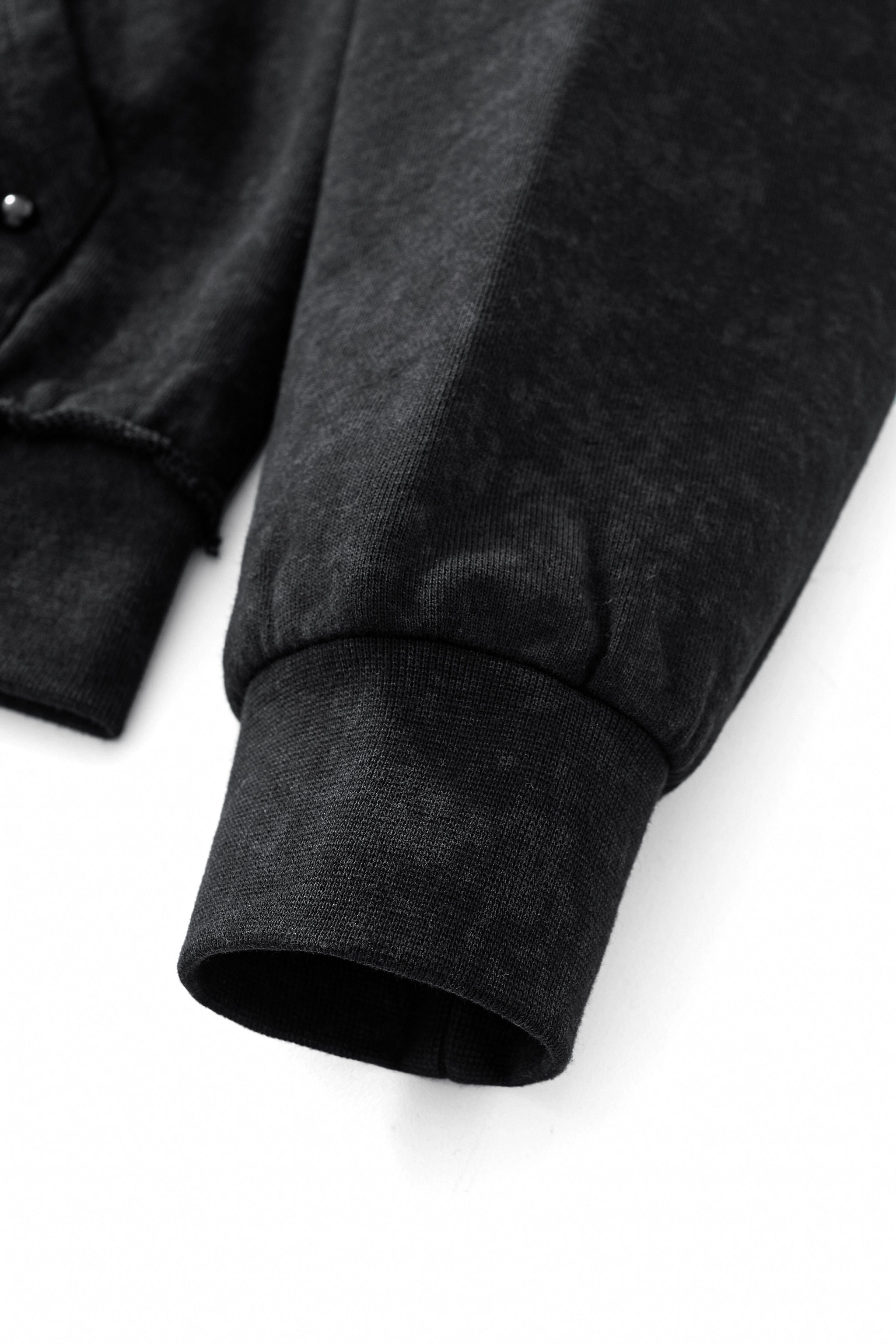 Midnight Roar sweatsuit BLACK - CENTURY PENTHOUSE