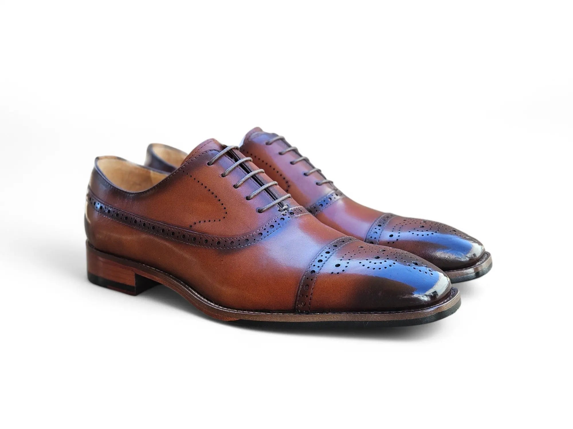 Cap Toe Lace-up in Leather Sole
