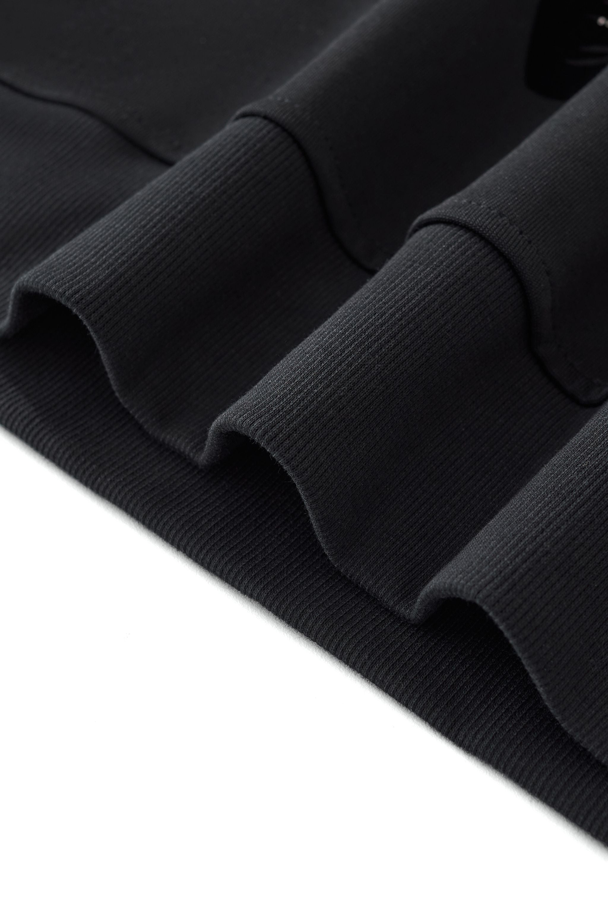 Midnight Roar Deluxe BLACK