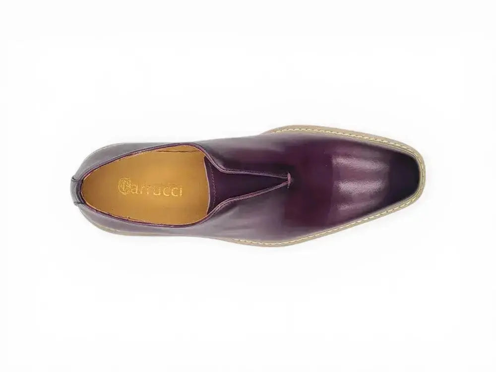 Laceless Loafer with Contrast color lightweight sole