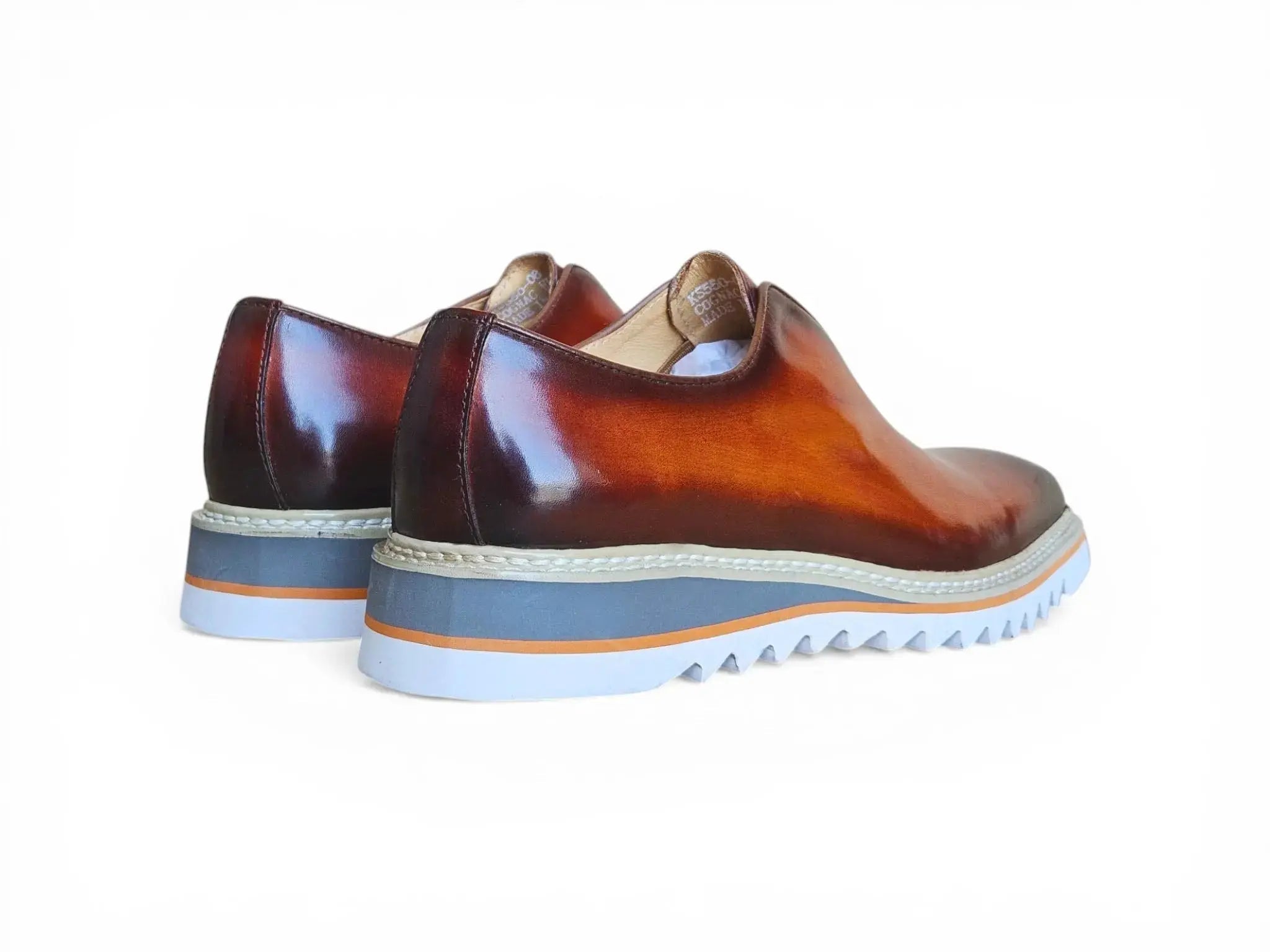 Laceless Loafer with Contrast color lightweight sole