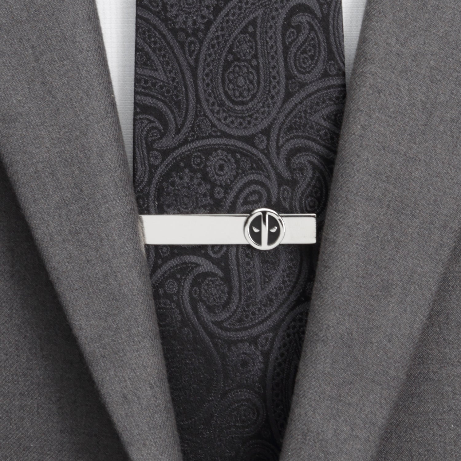 Marvel Deadpool Silver Mask Tie Bar