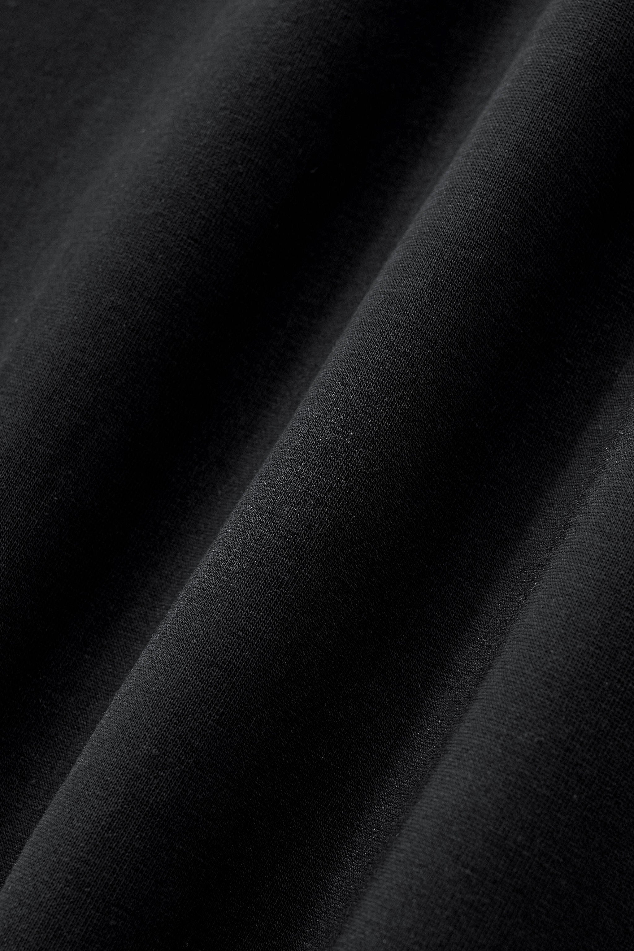 Midnight Roar sweatshirt BLACK