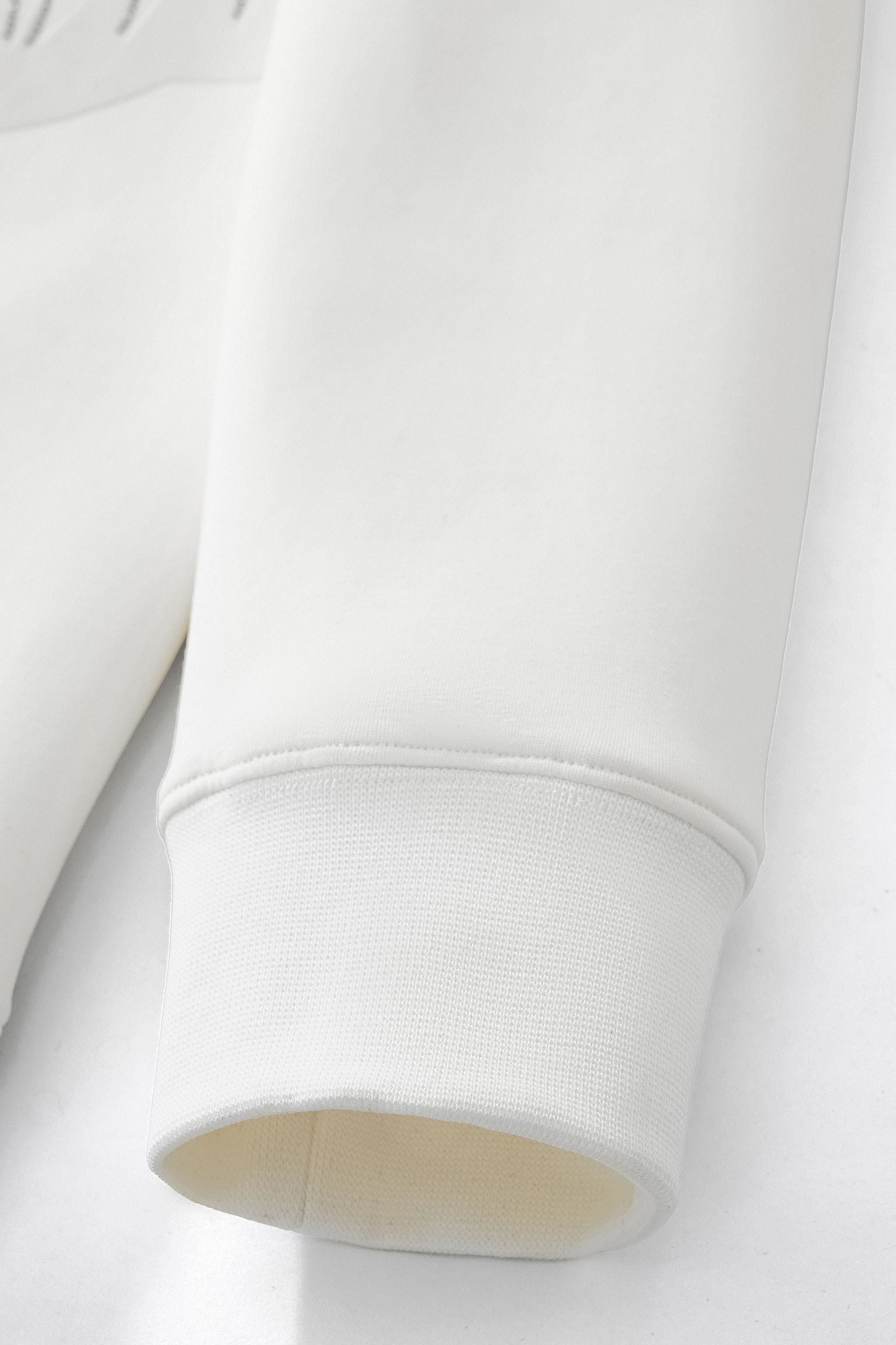 Midnight Roar sweatshirt WHITE