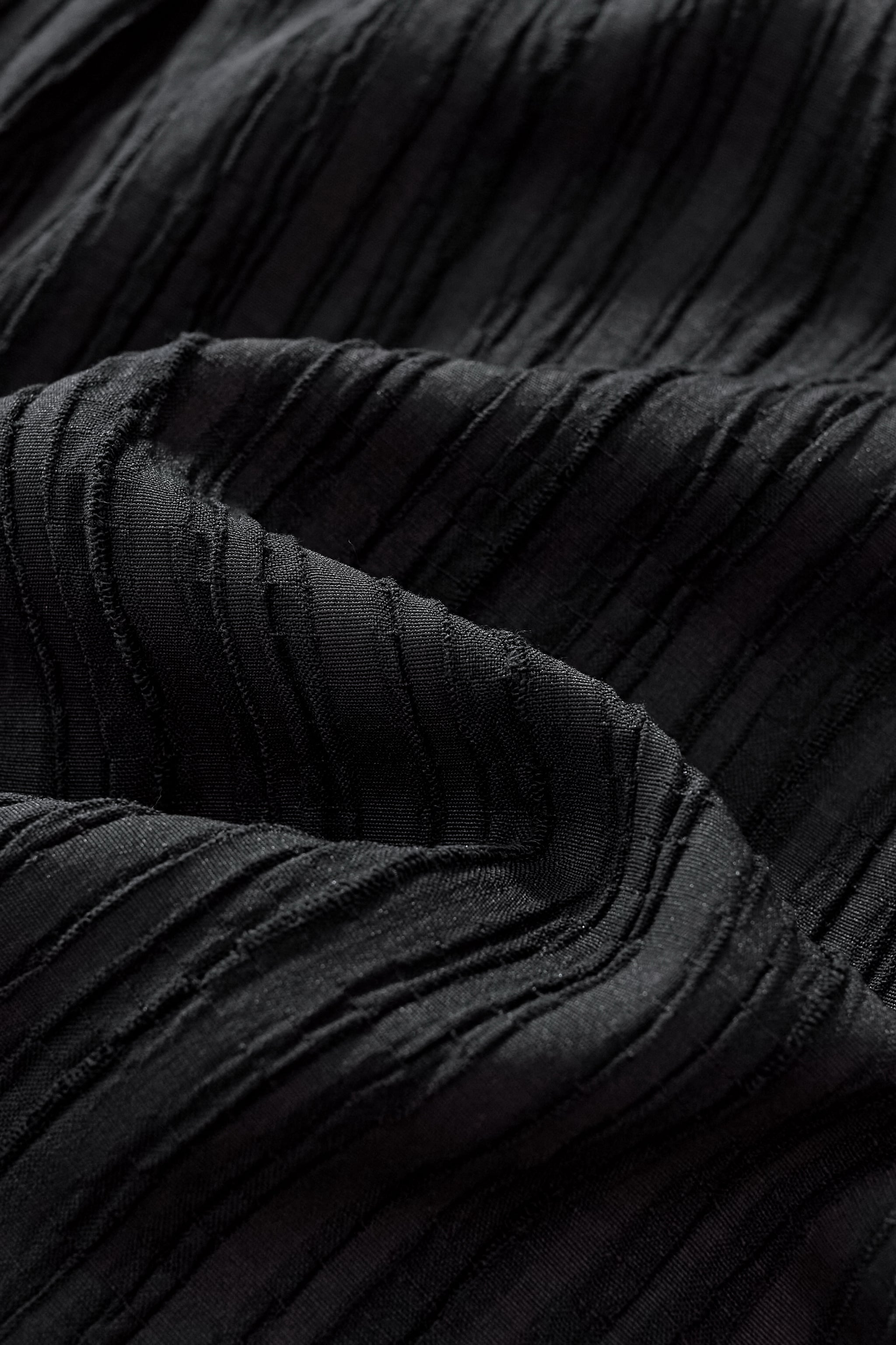 Crinkle Texture Shirt & Pant Set BLACK