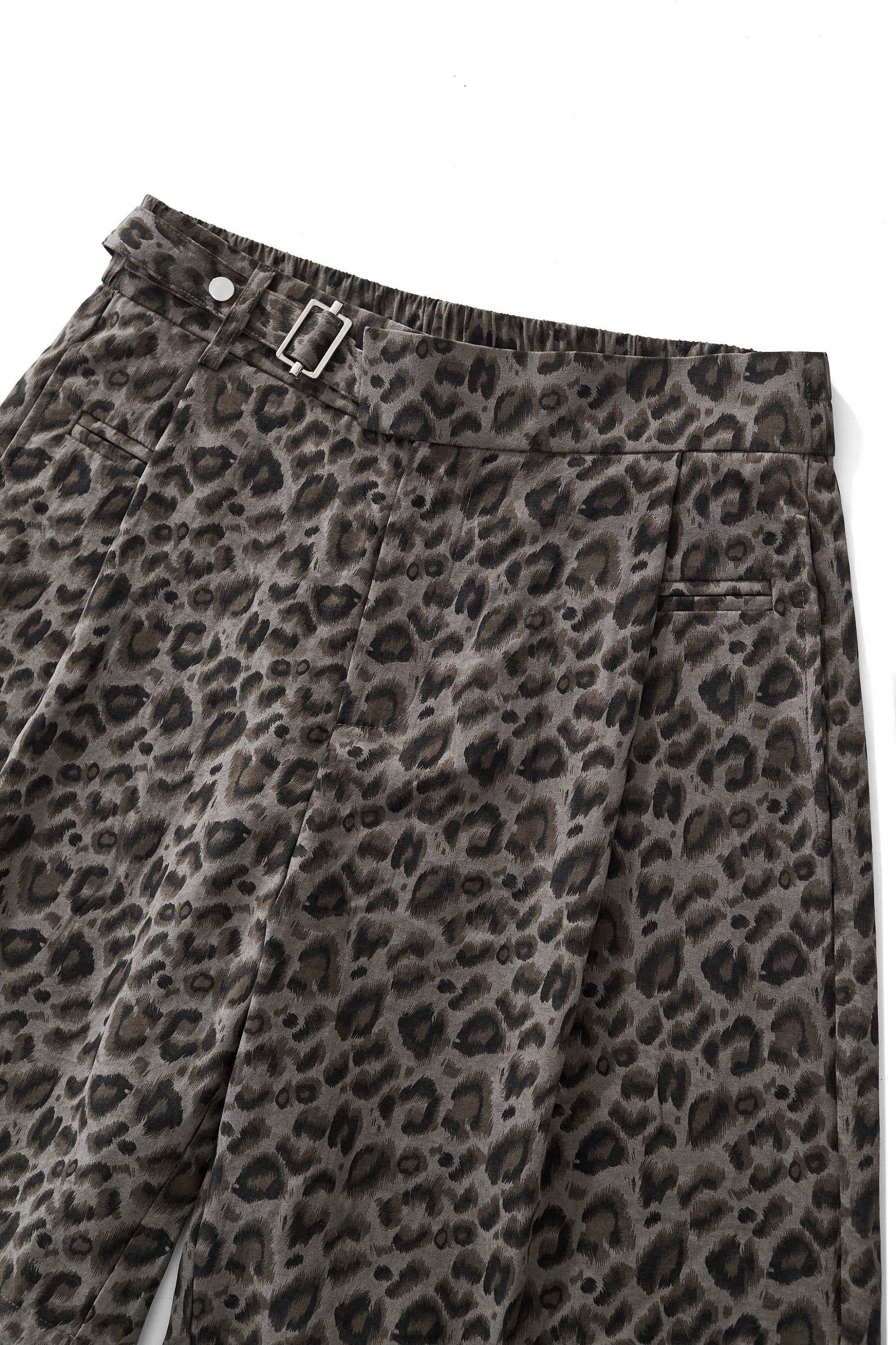 Arden Side-Tab Shorts GREY