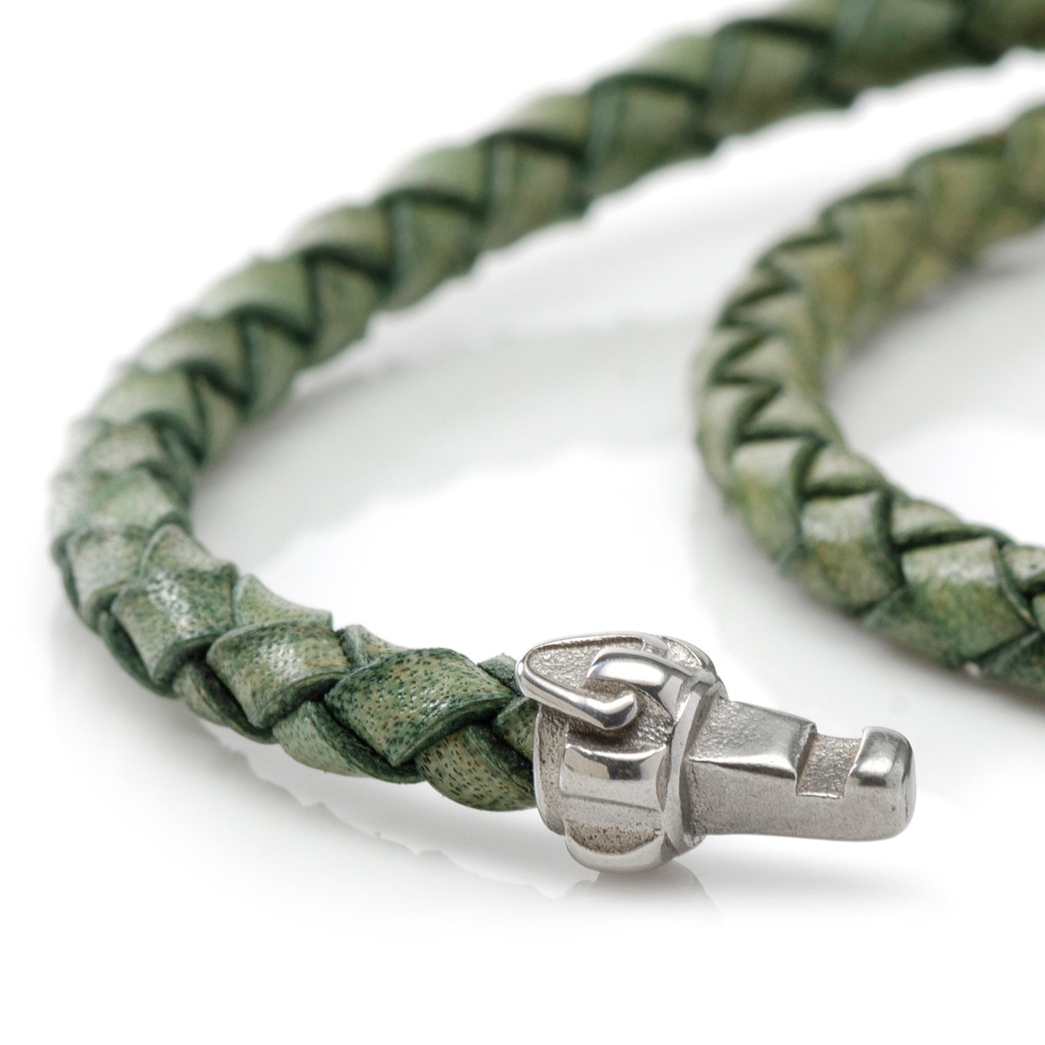 Star Wars Luke Skywalker LIGHTSABER Bracelet, Tie Clip, and Dress Socks Gift Set