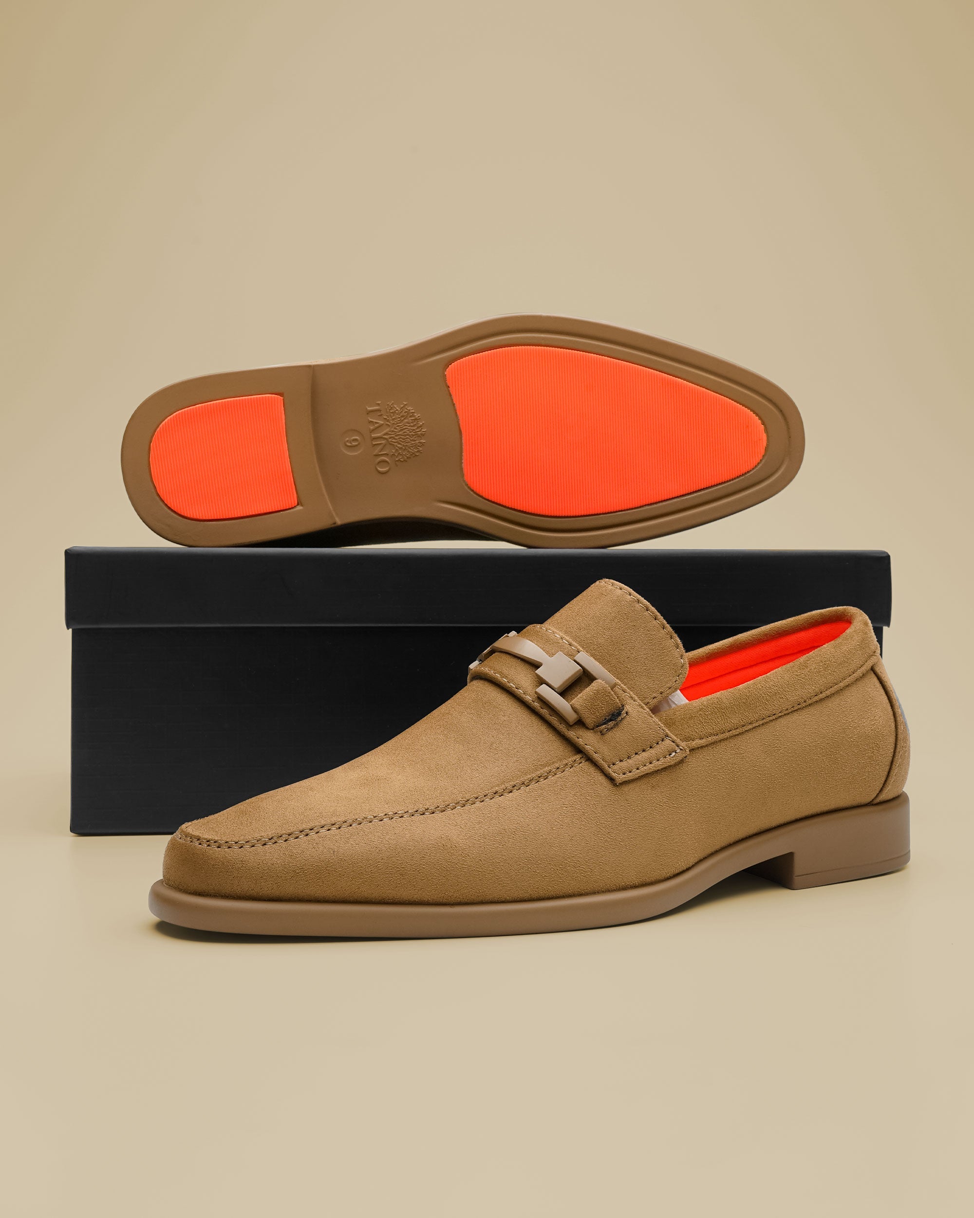 Tayno The Caprio Suede Loafer Sand