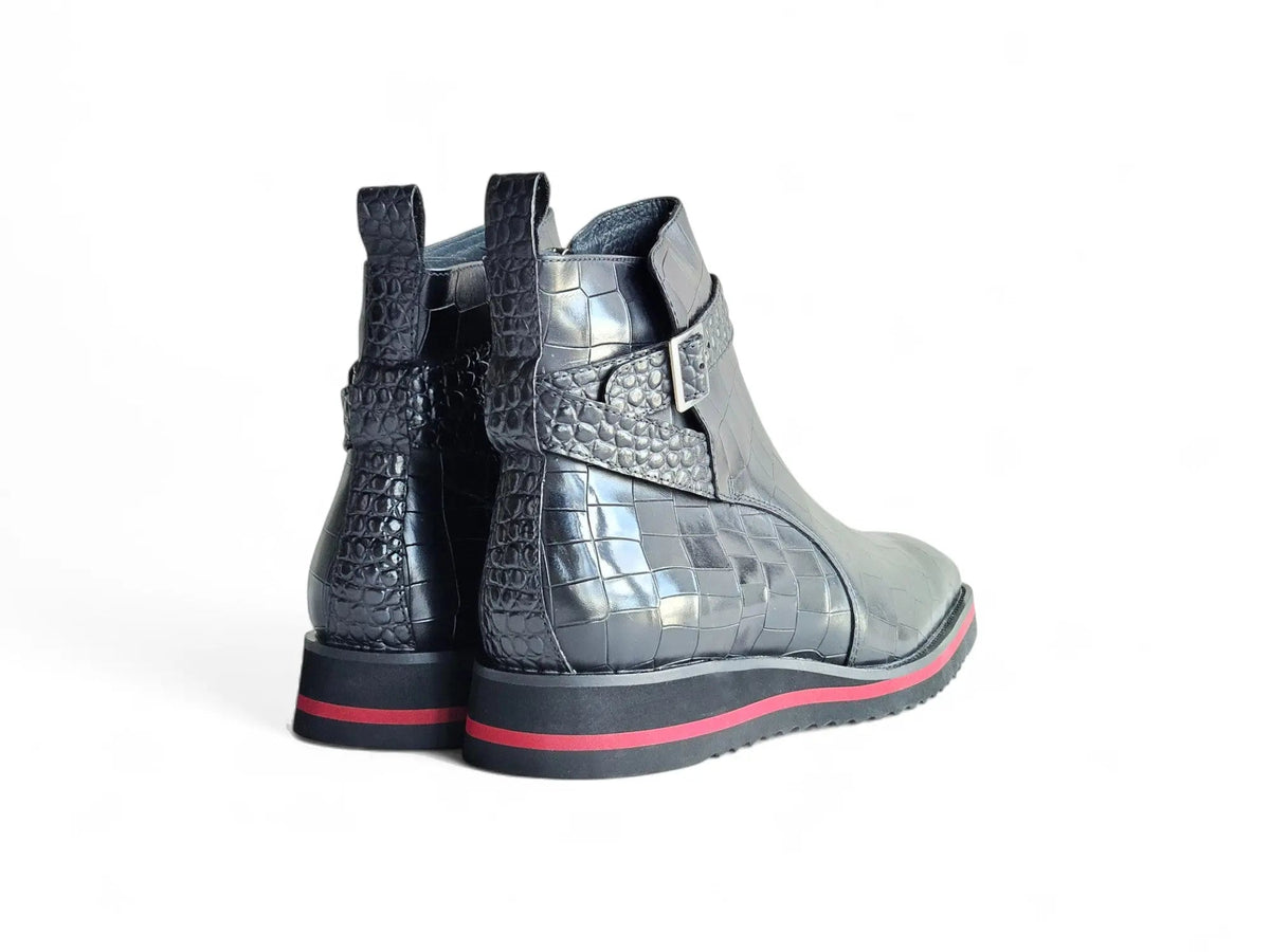 Vesper Cross Strap Buckle Boot