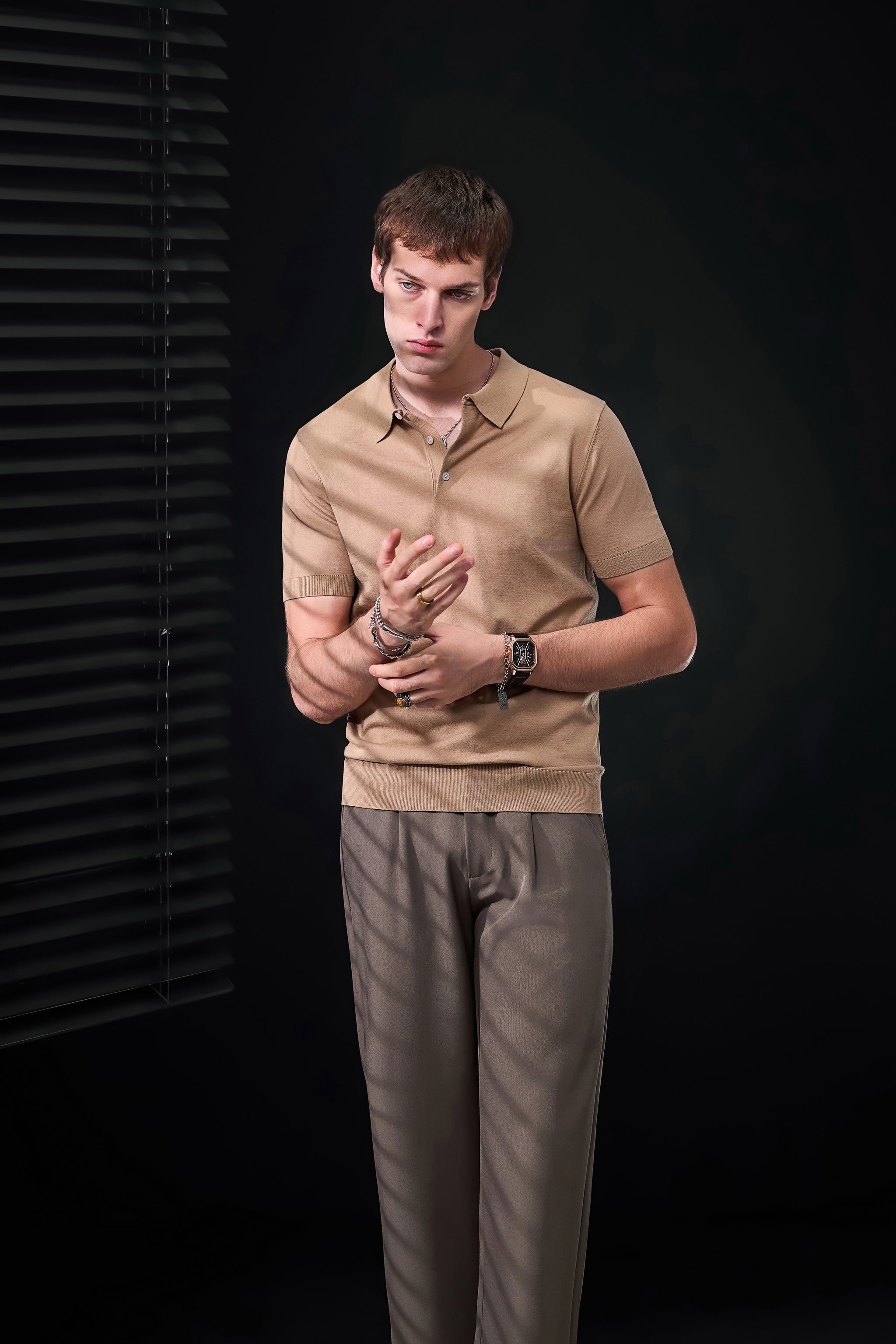 Kingsley Side-Tab Trousers BROWN