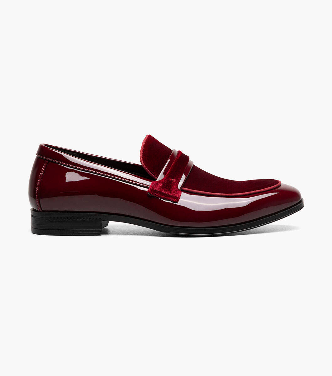 Stacy Adams 25686-601 Spratley Moc Toe Saddle Slip On Burundy