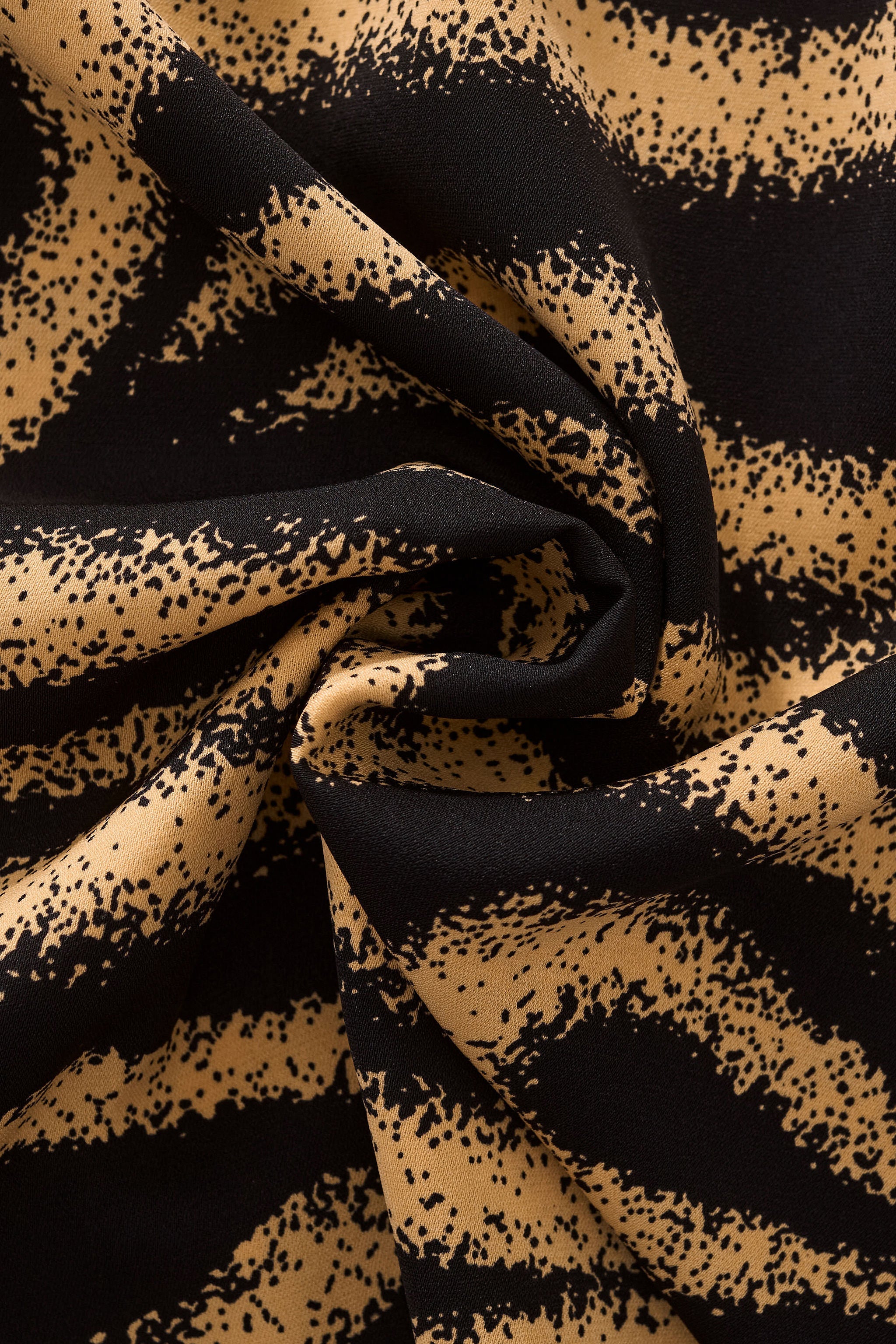 Golden Mirage Stitchless LS Shirt BLACK/BROWN