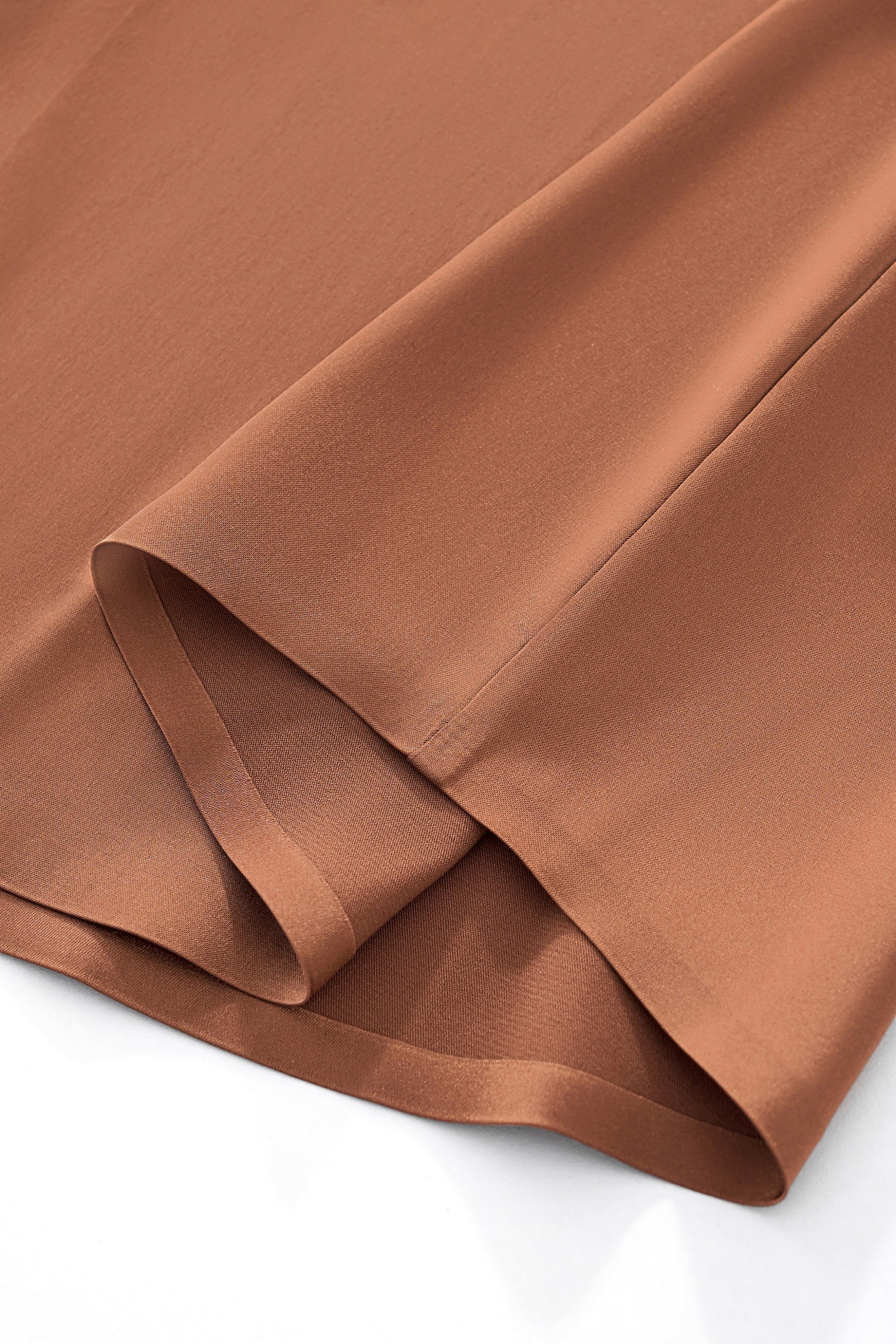 SIGNITURE SATIN STITCHLESS LS Shirt COFFEE