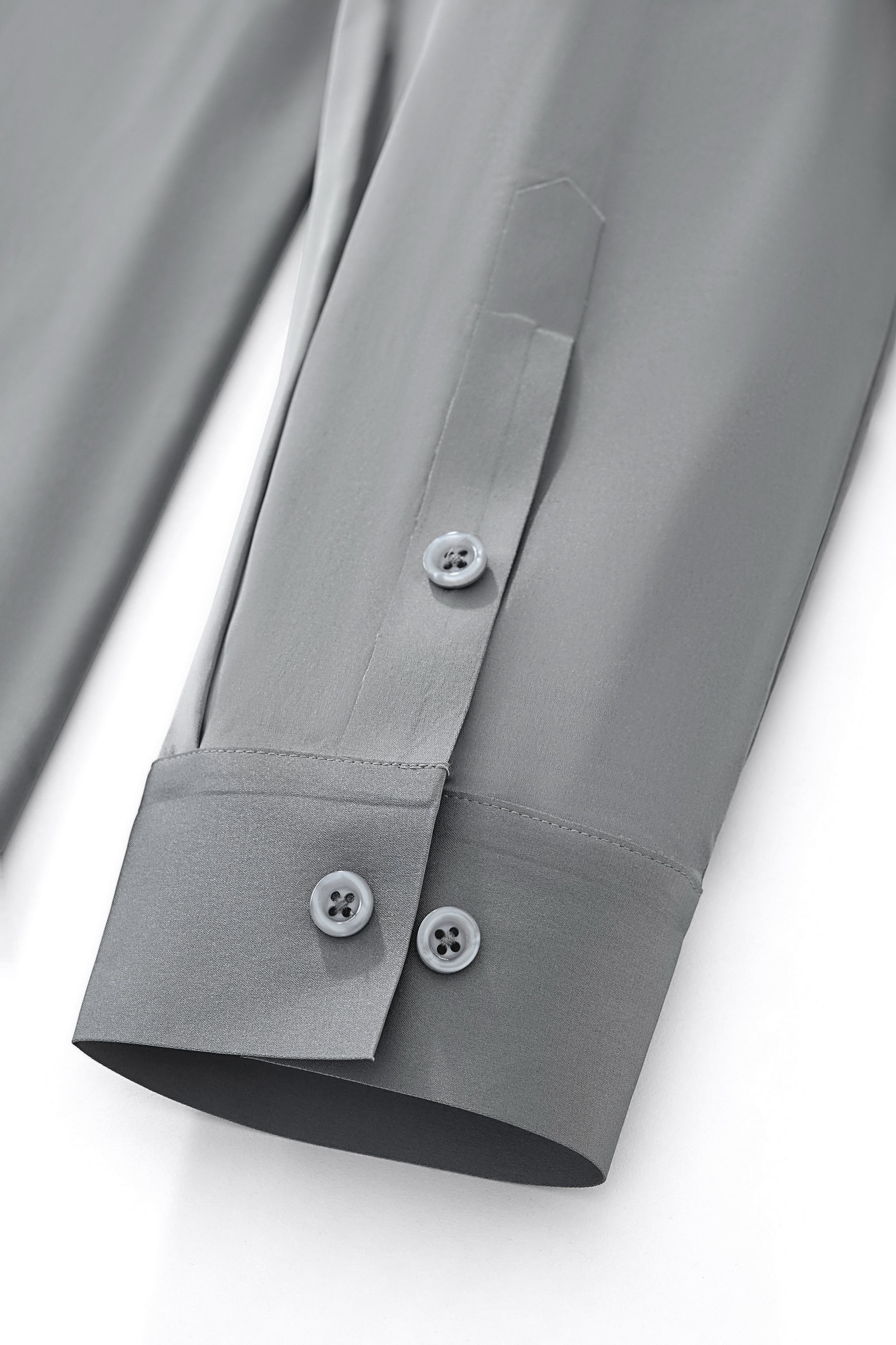 SIGNITURE SATIN STITCHLESS LS Shirt GREY