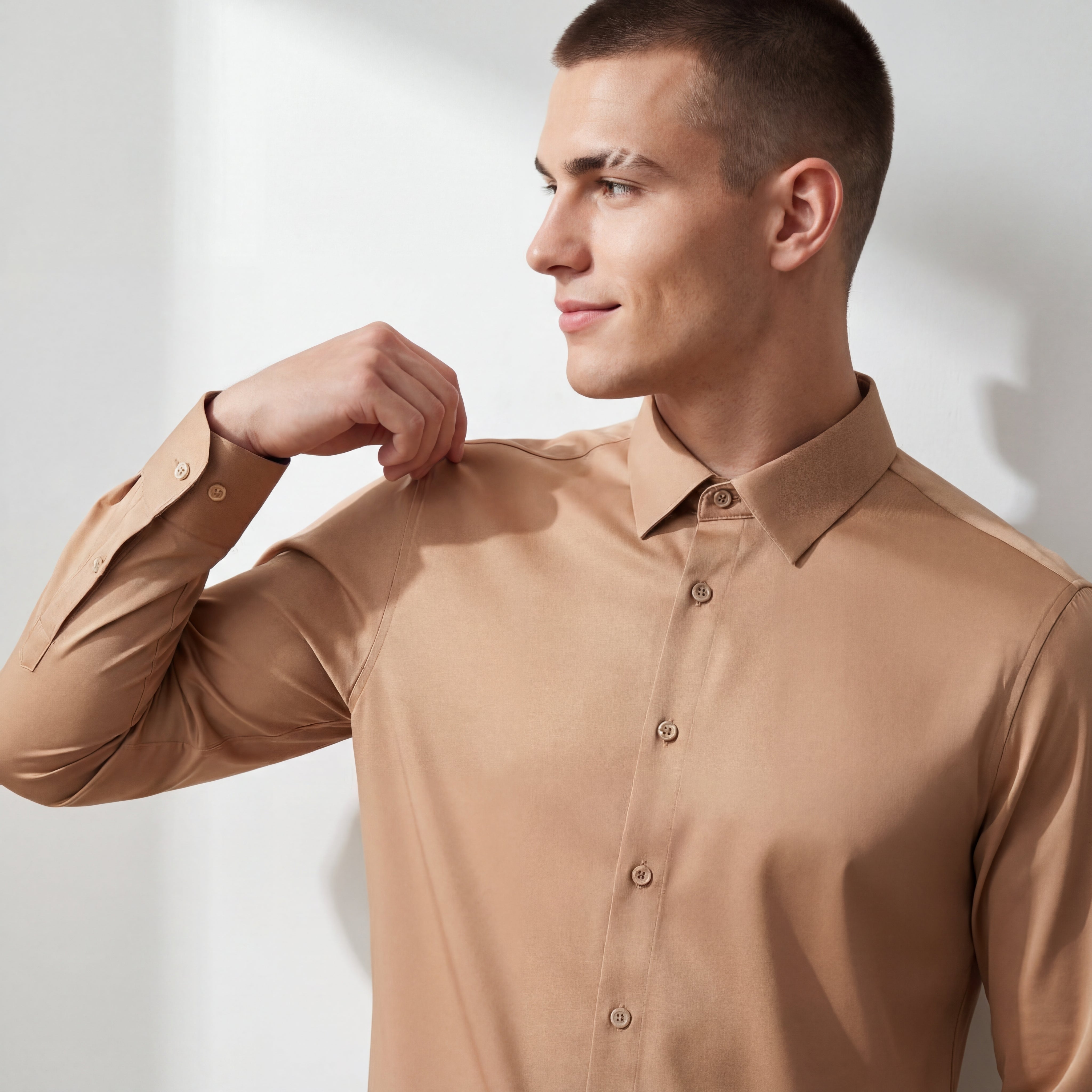 SIGNITURE SATIN STITCHLESS LS Shirt TAUPE