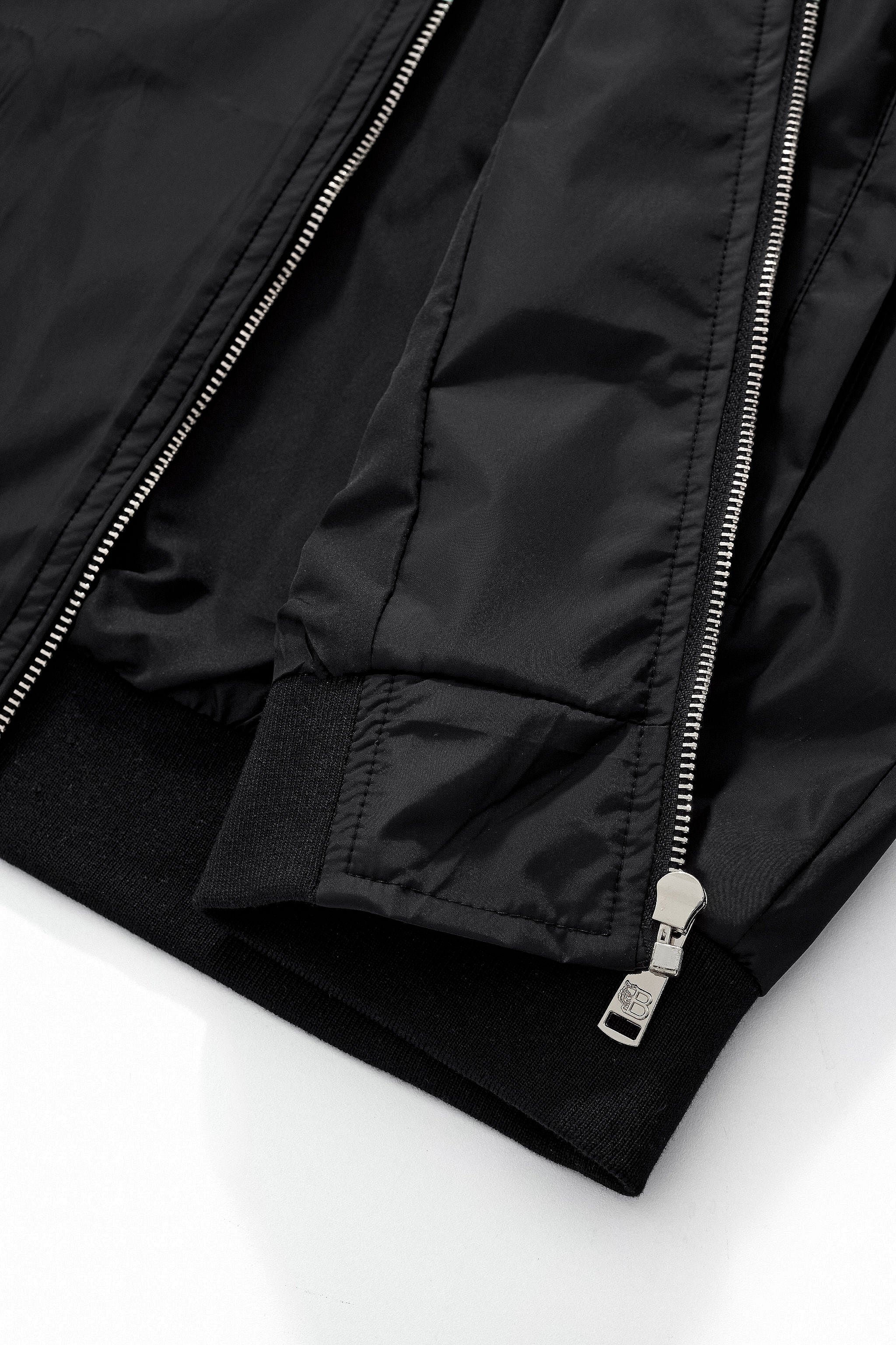 AeroLite Nylon Zip Jacket BLACK