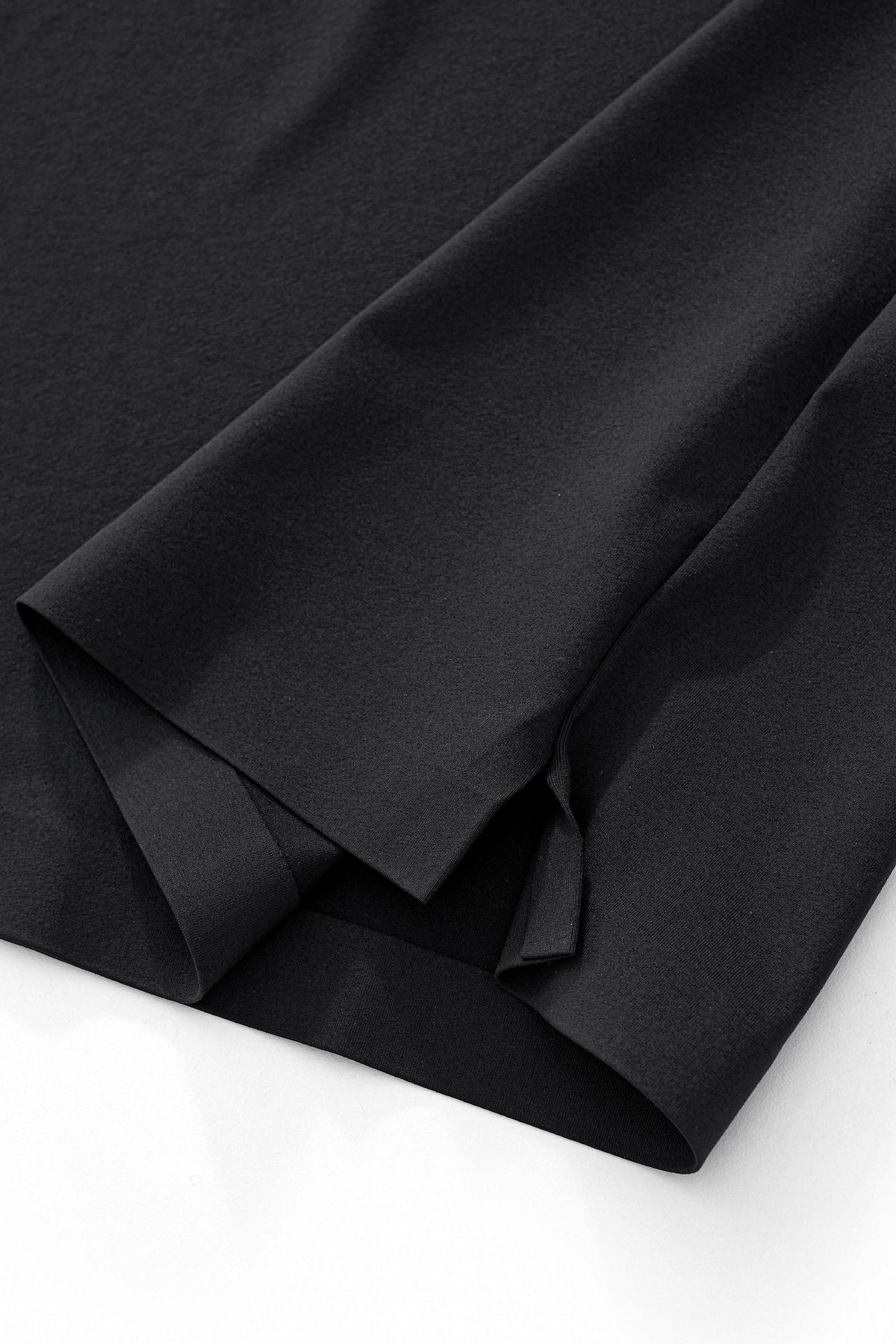 Perforated Collar Performance Polo – El Baron BLACK/GOLD