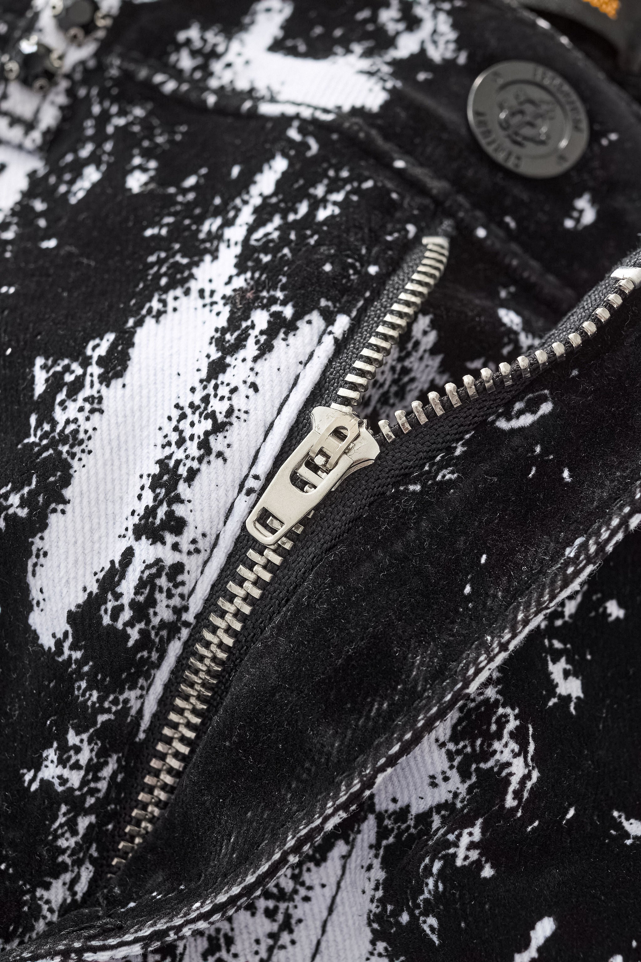 Flocked Eclipse Denim Pant – Century Penthouse BLACK