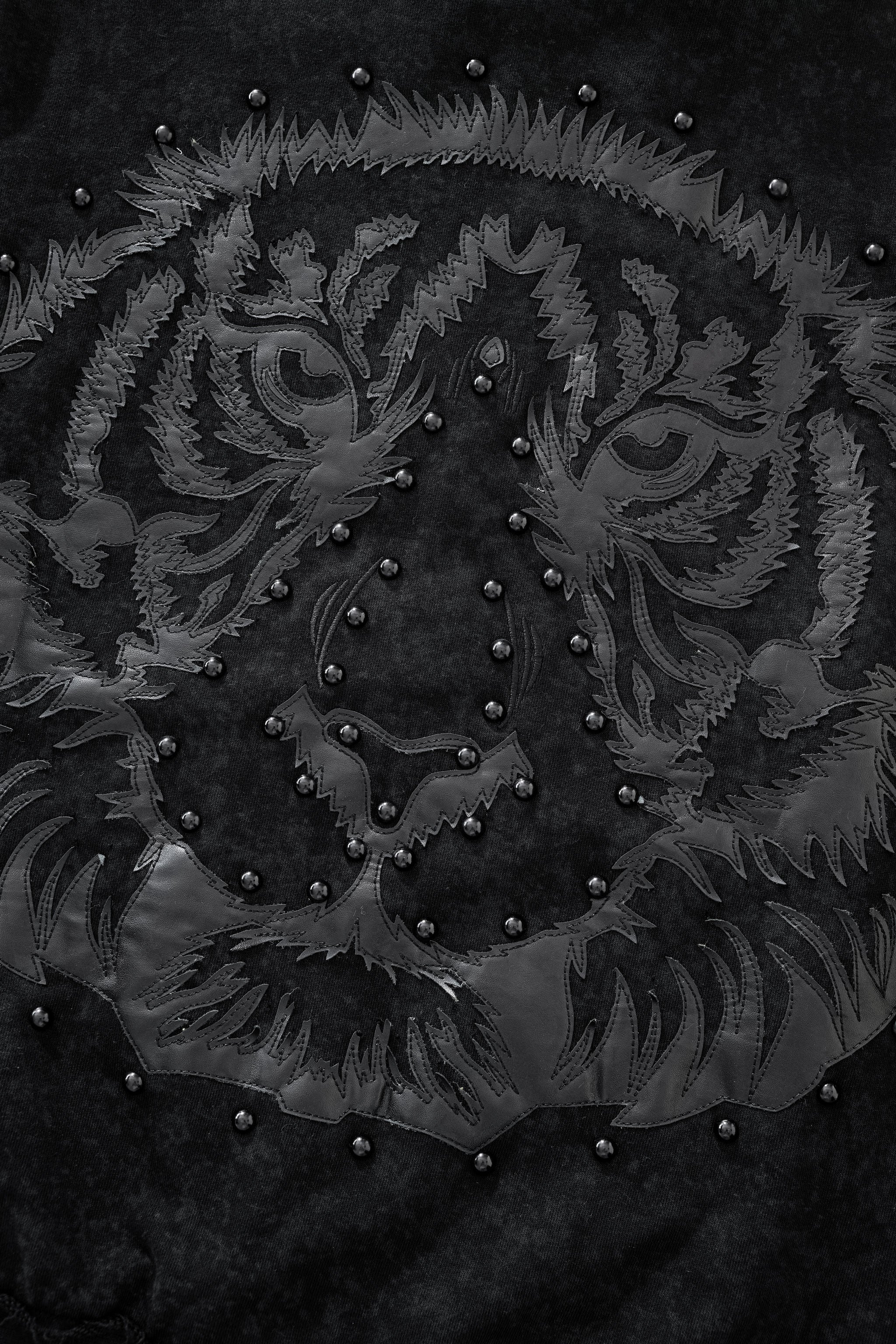 Midnight Roar sweatsuit BLACK - CENTURY PENTHOUSE