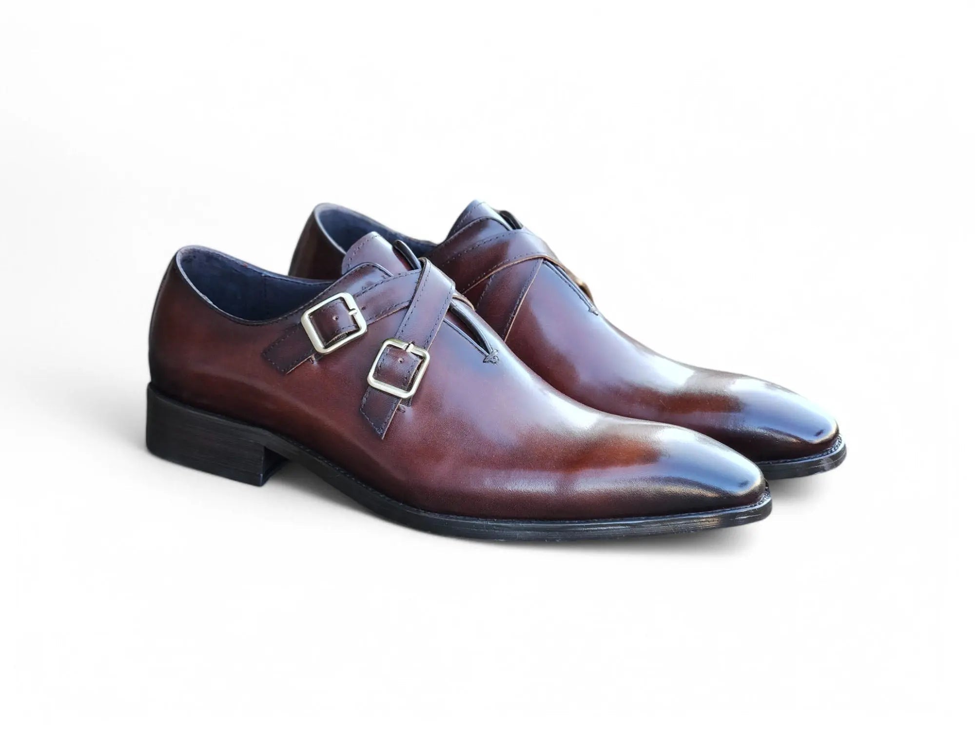 Cross Straps Wholecut Shoe