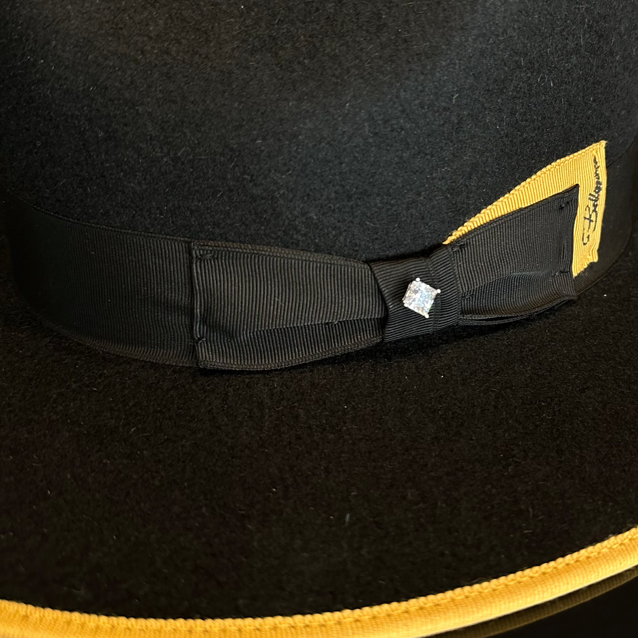 Stud - Black and Gold