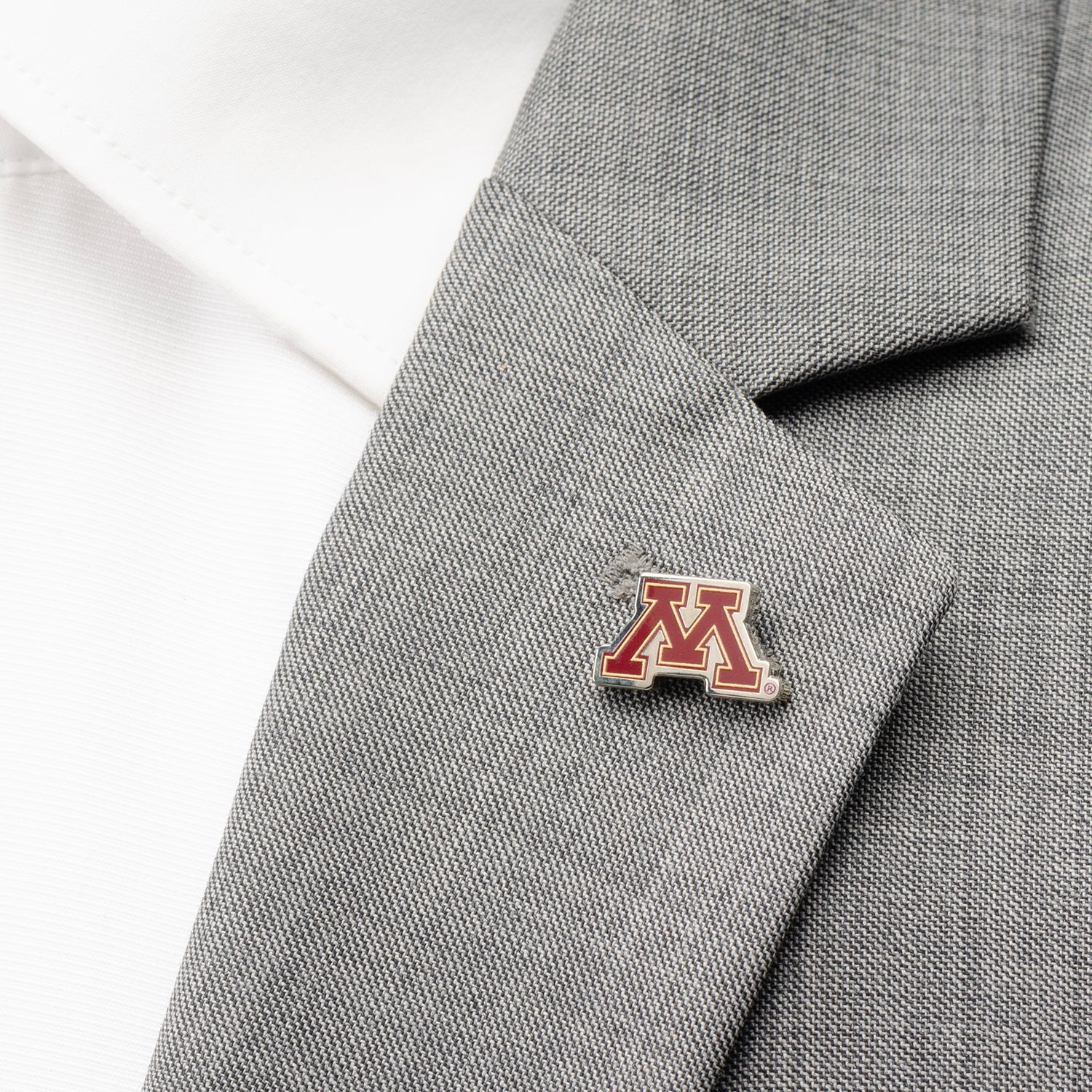 NCAA Minnesota Gophers Lapel Pin