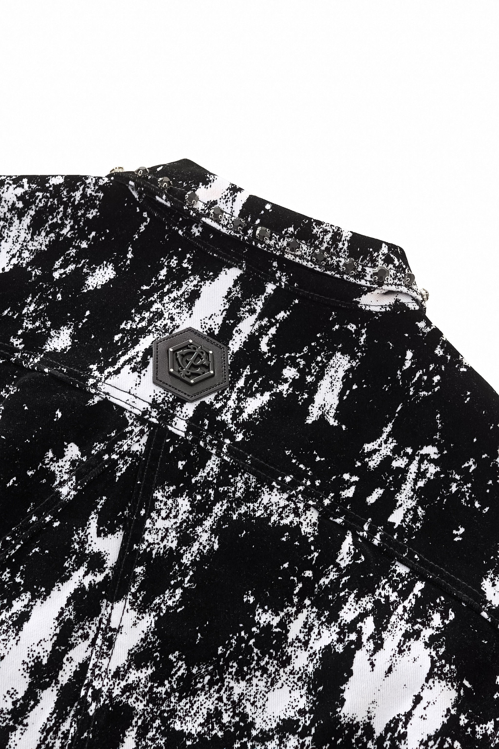 Flocked Eclipse Denim Jkt – Century Penthouse BLACK