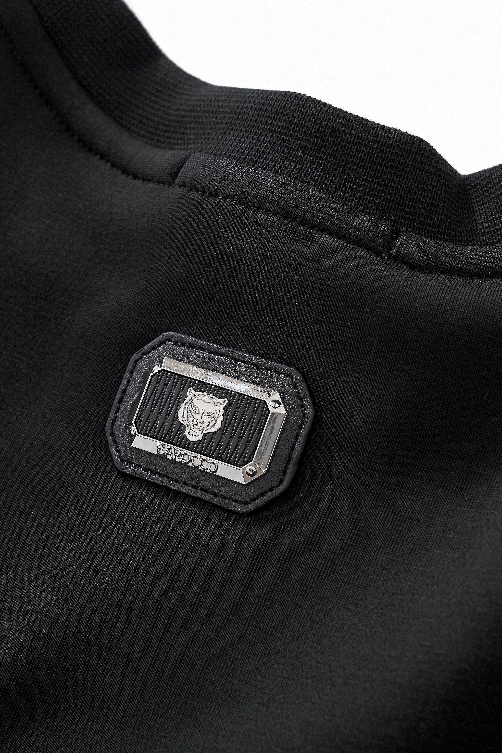 Midnight Roar sweatshirt BLACK