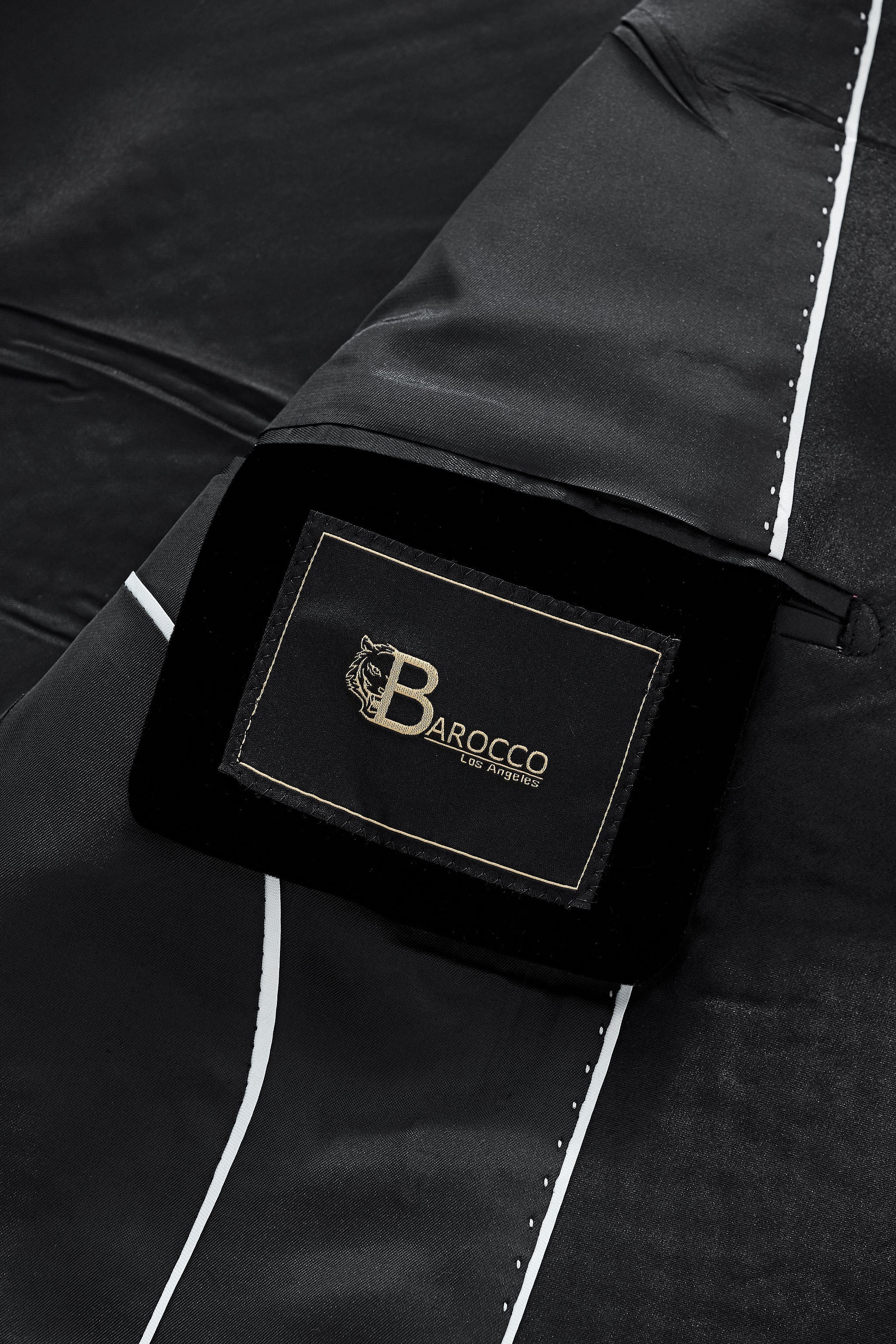 Regal Cascades Embellished Velvet Blazer BLACK/SILVER