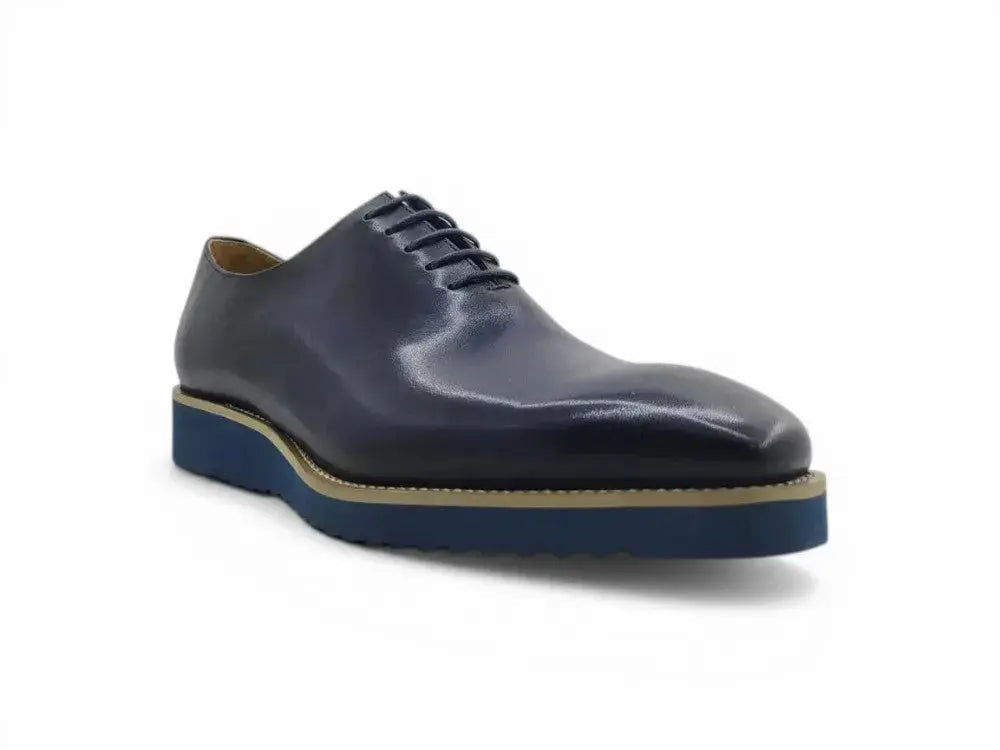 Signature Wholecut Oxford With Lightweight Sole