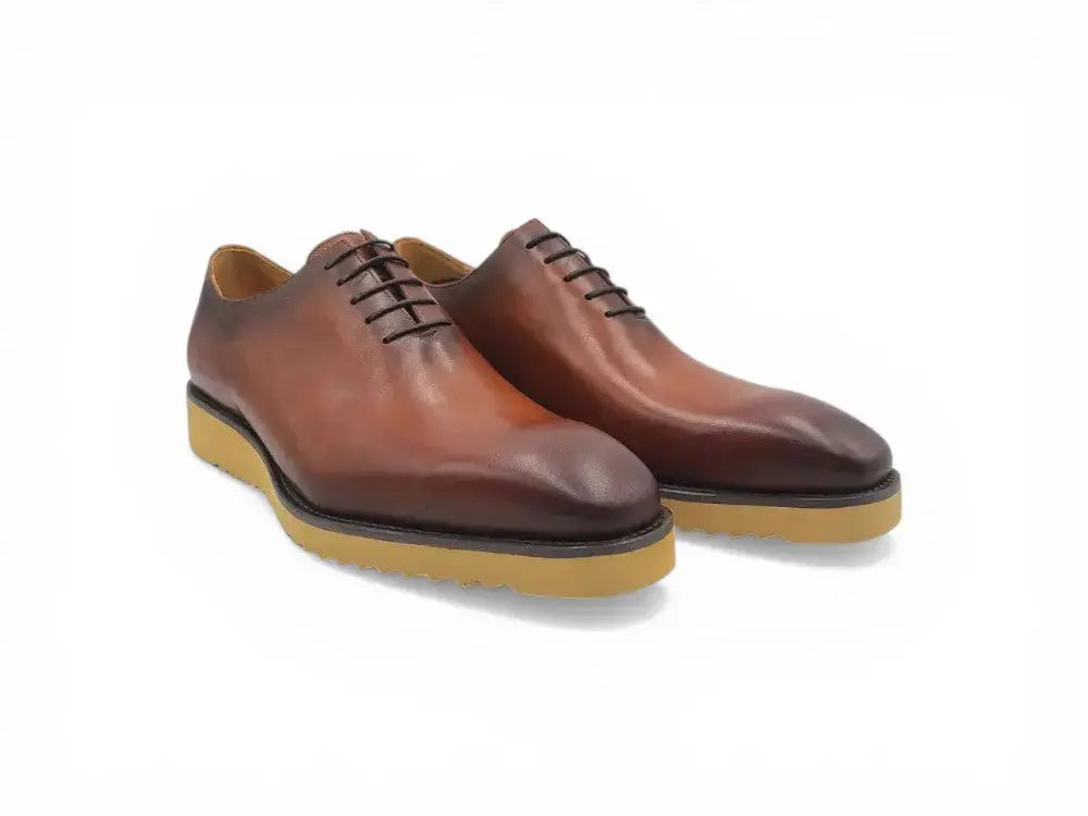Signature Wholecut Oxford With Lightweight Sole