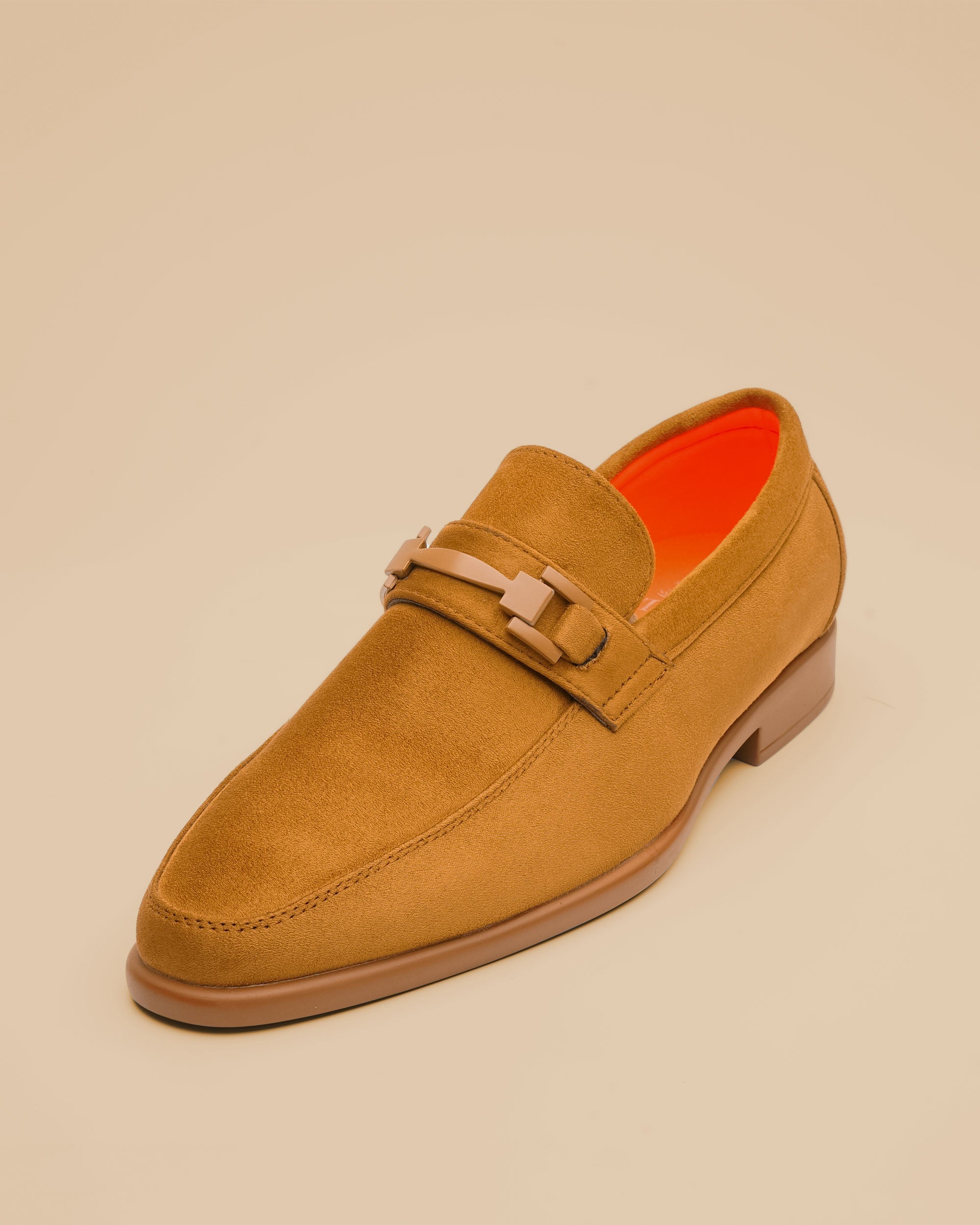 Tayno The Caprio Suede Loafer Camel