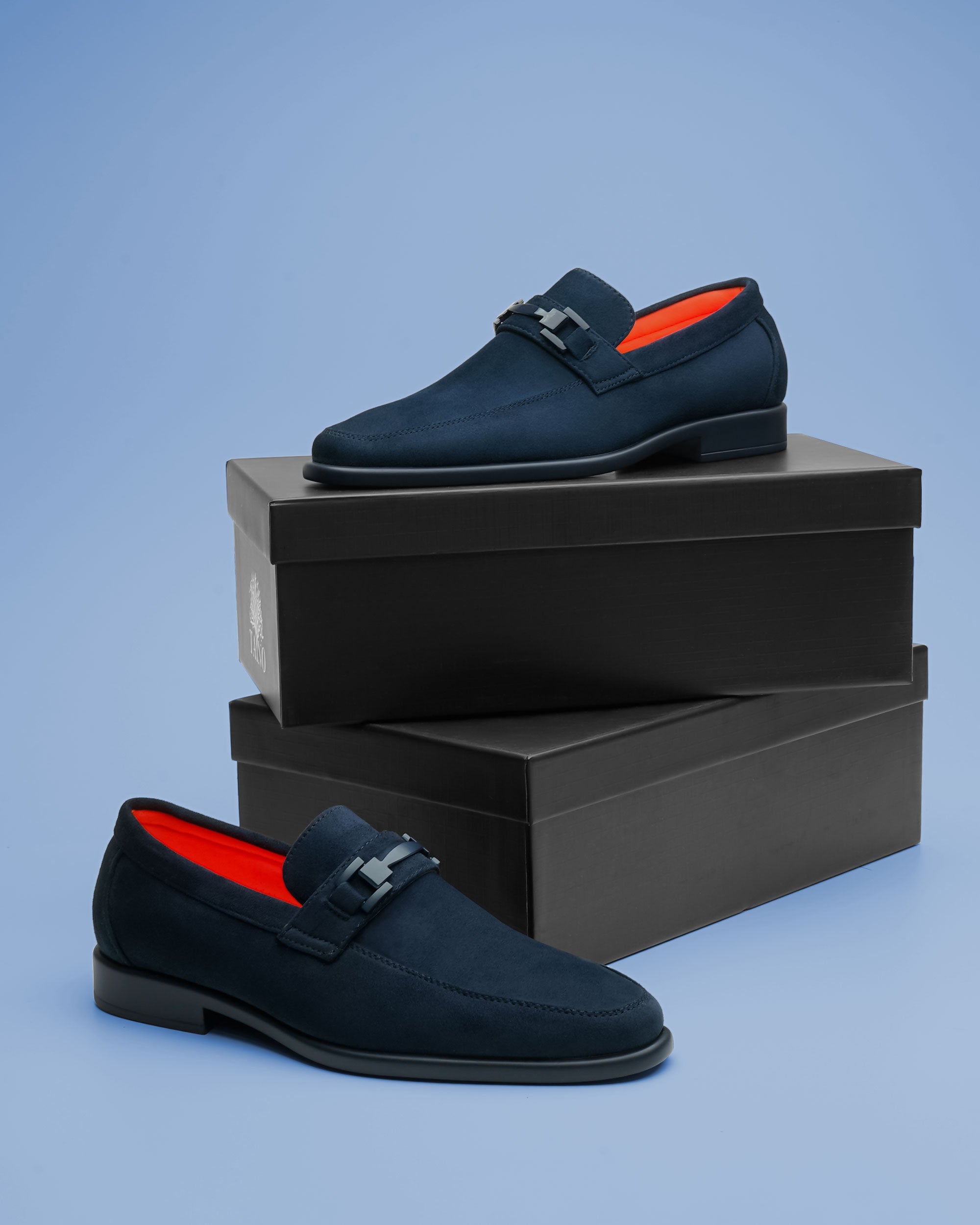 Tayno The Caprio Suede Loafer Navy