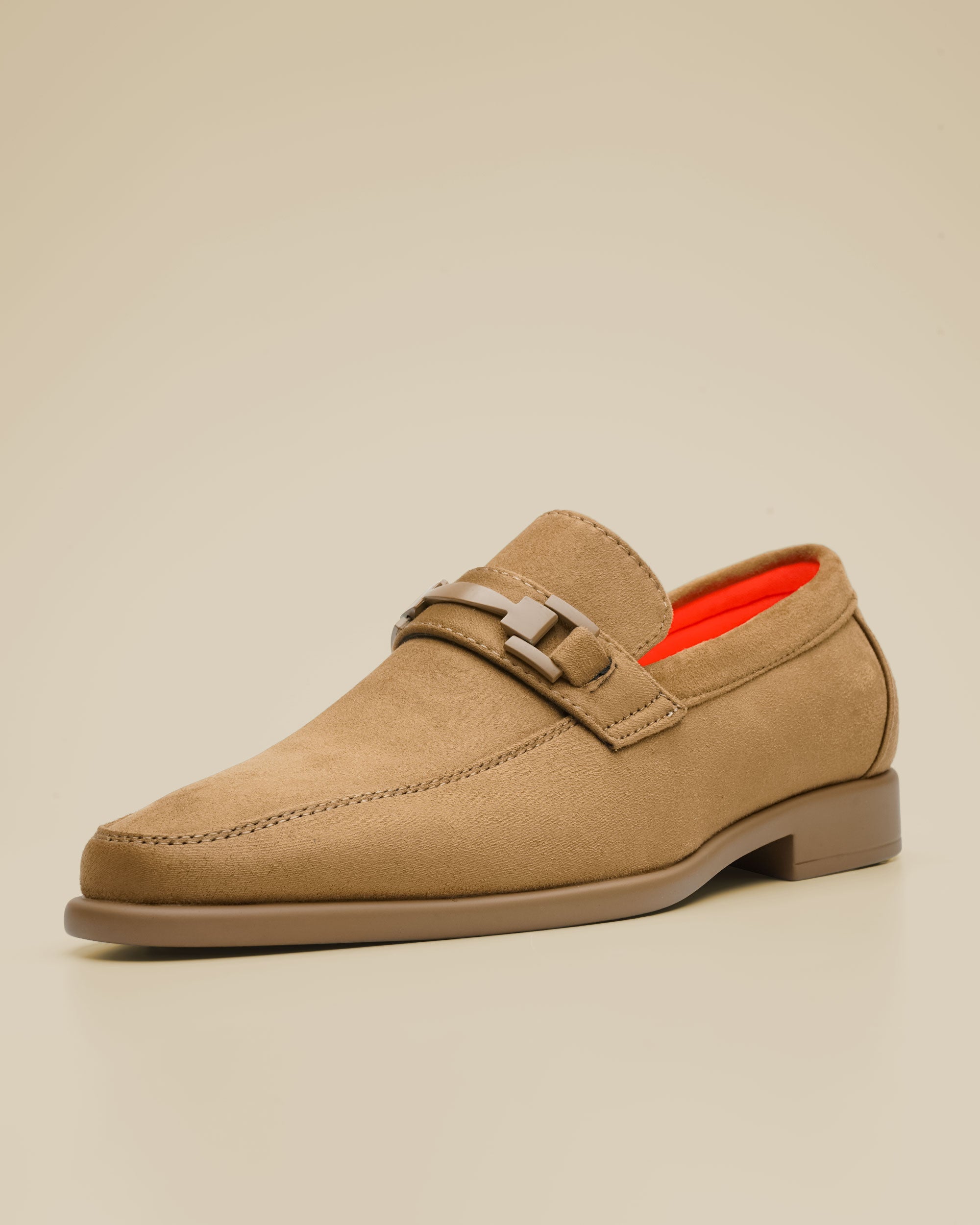 Tayno The Caprio Suede Loafer Sand