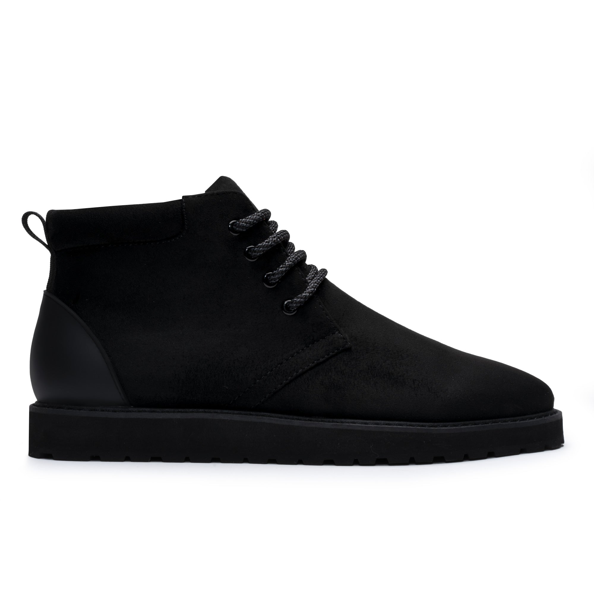 Tayno Maple Suede Dessert Chukka Sneaker Black