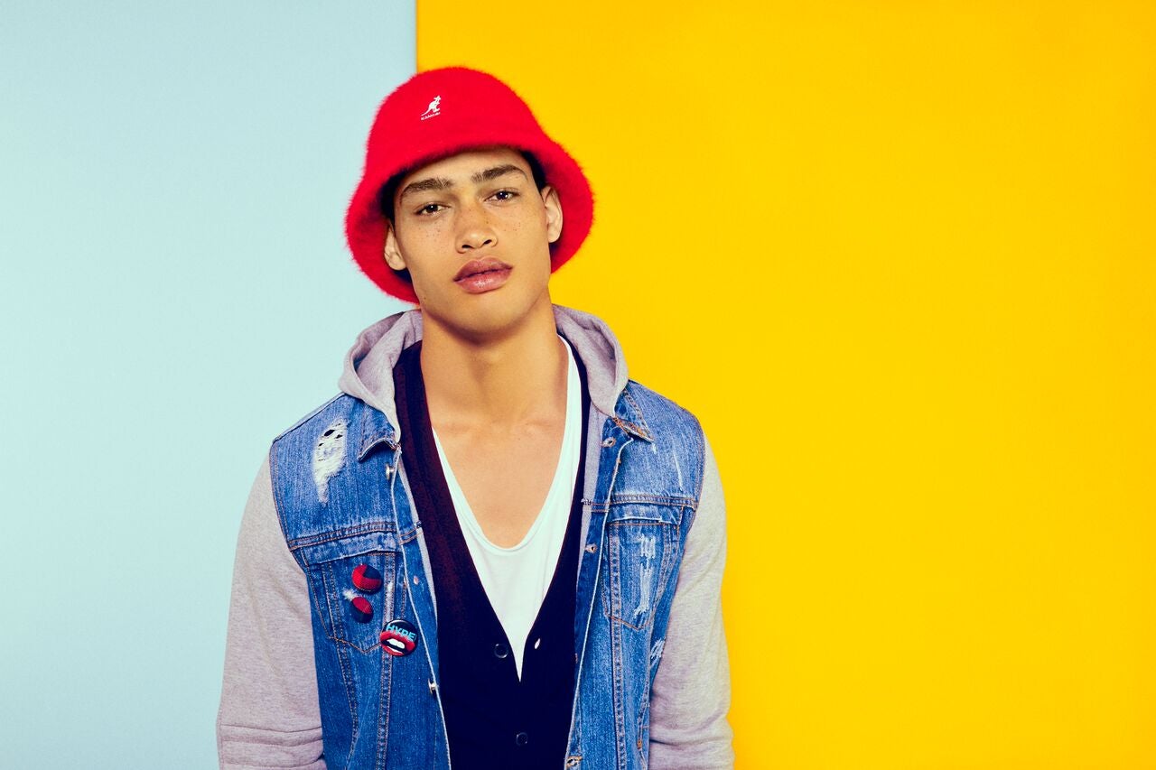 Kangol 0397BC Bermuda Casual Scarlet