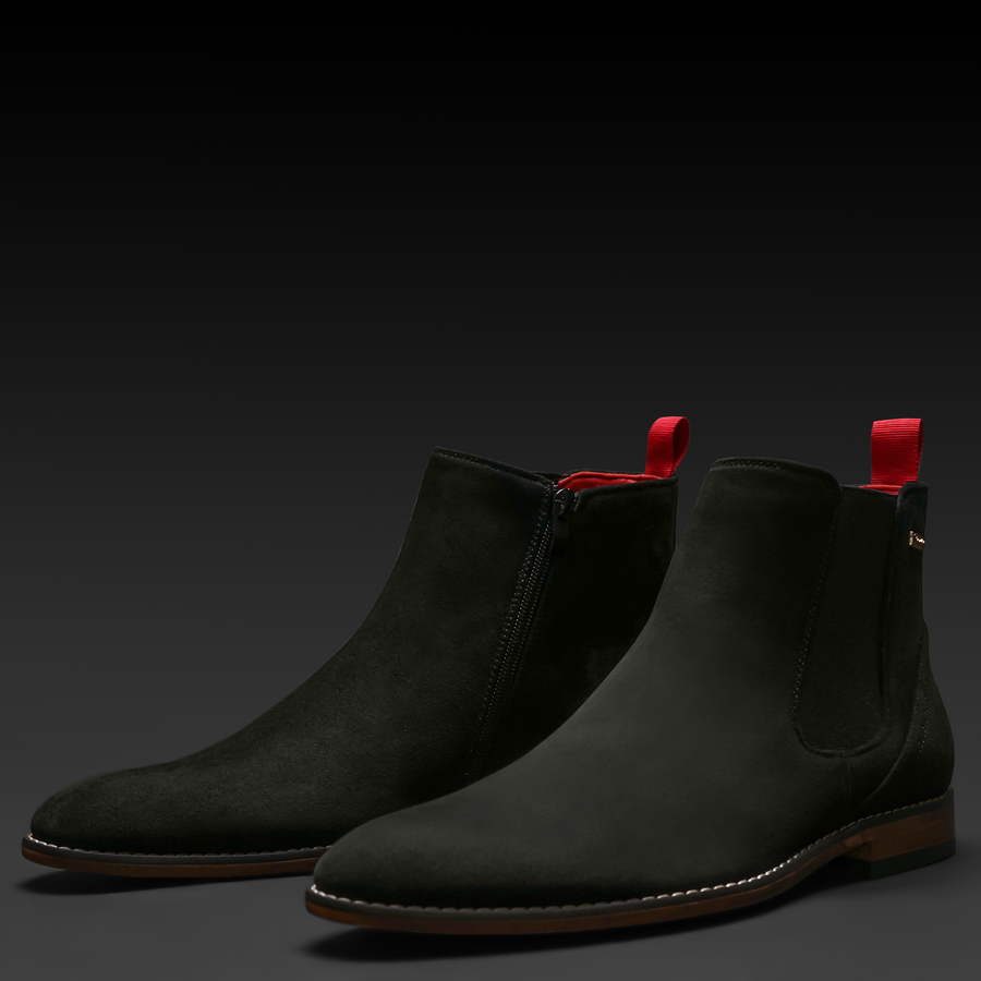 Tayno The Victorian Black
